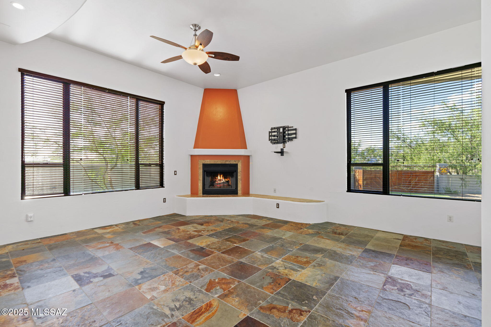 Coyote Creek (1-395) - Residential
