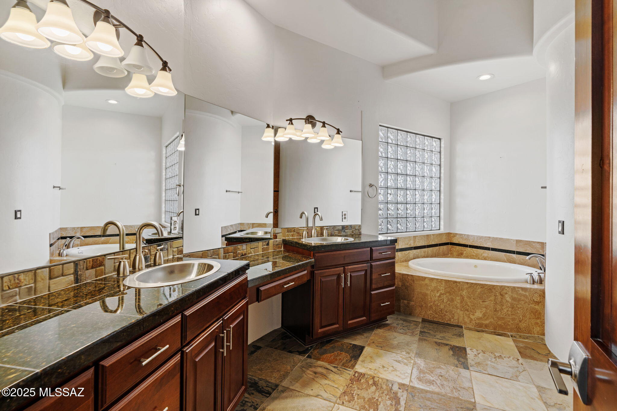 Coyote Creek (1-395) - Residential