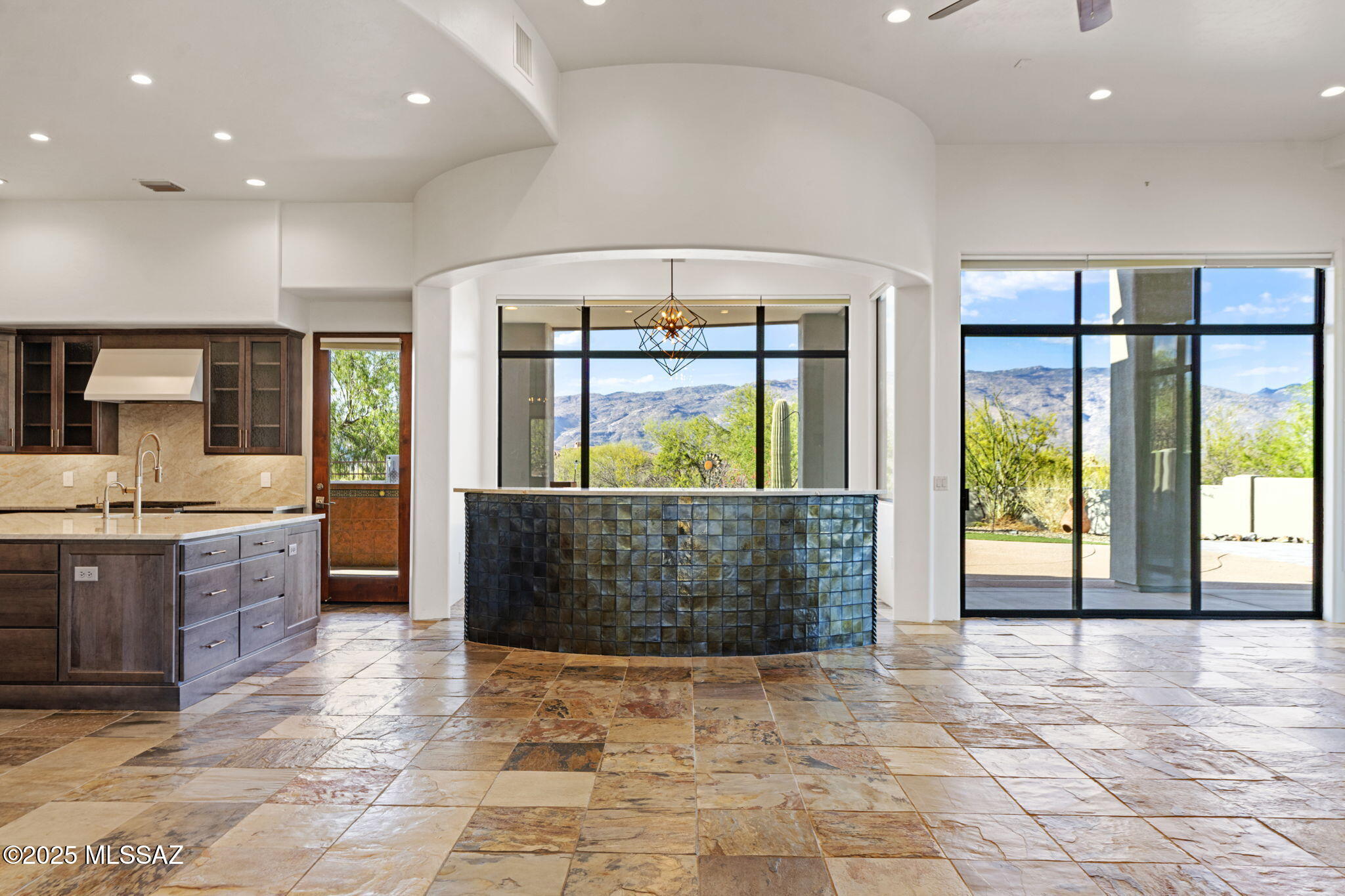 Coyote Creek (1-395) - Residential