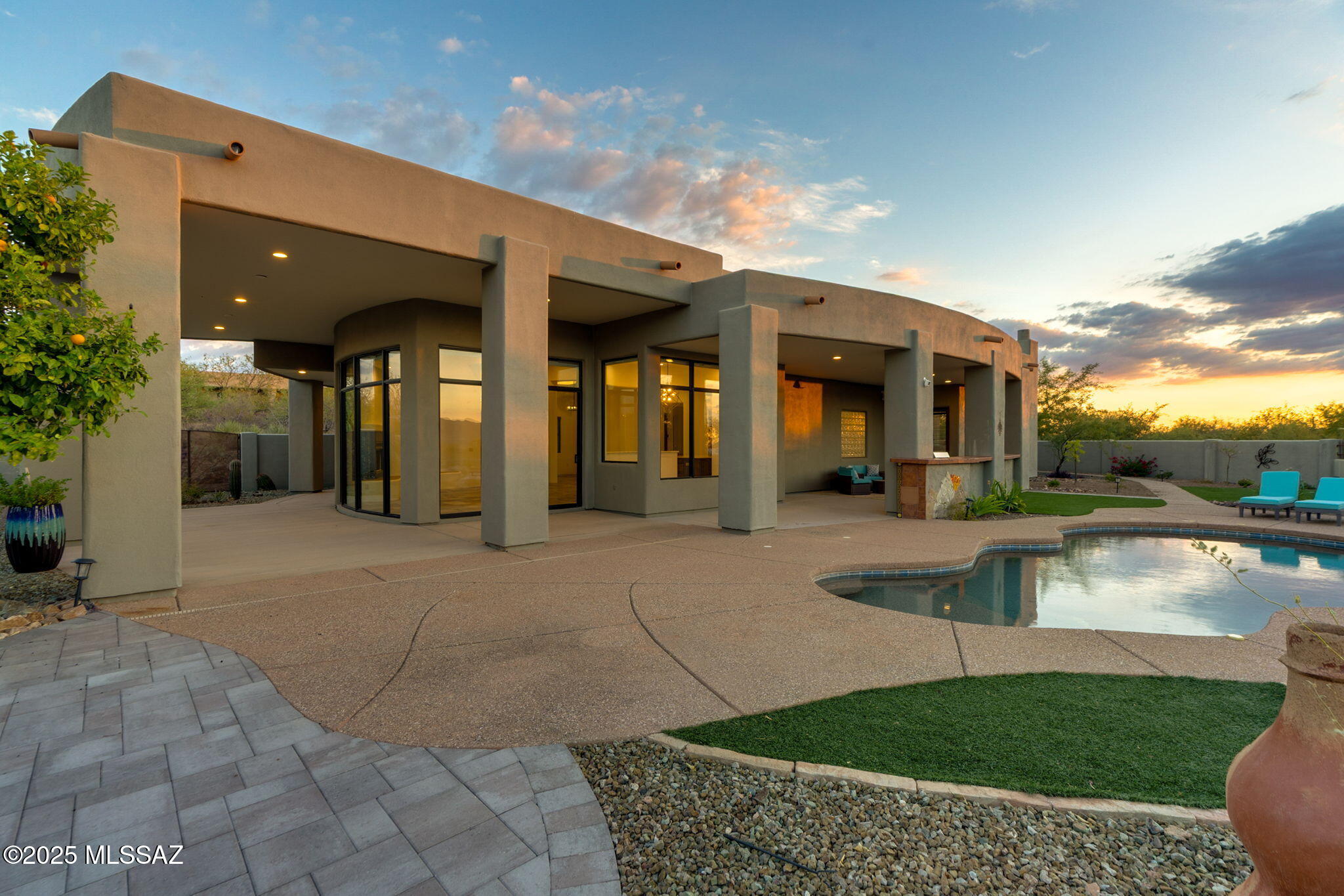 Coyote Creek (1-395) - Residential