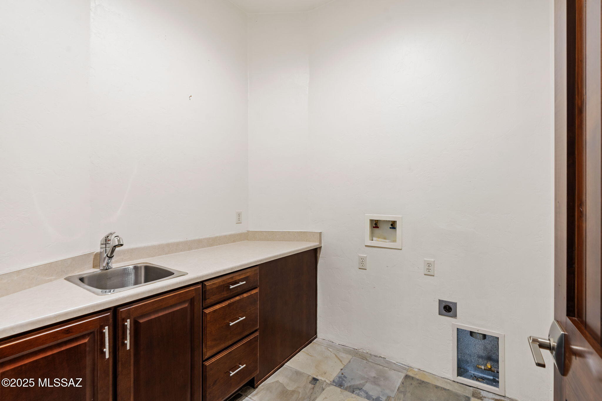 Coyote Creek (1-395) - Residential