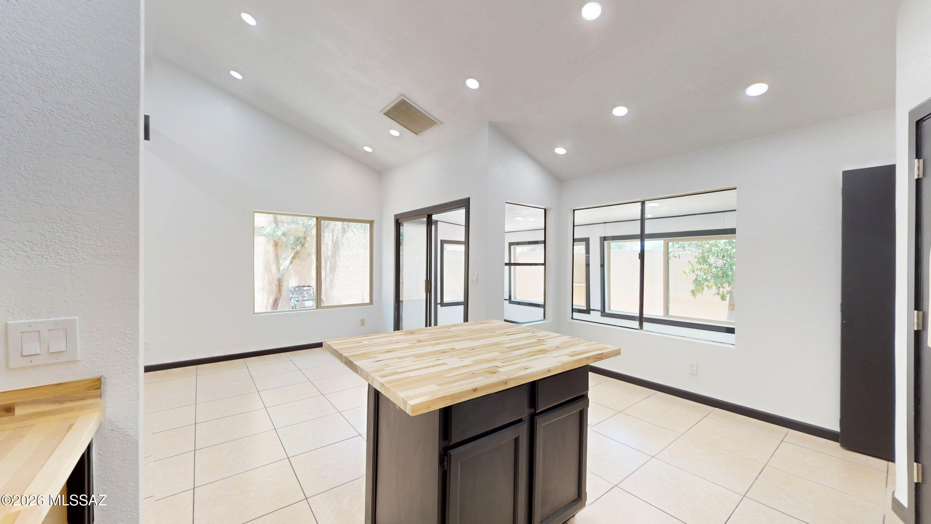 Sunset Villas Townhomes (1-118) - Residential