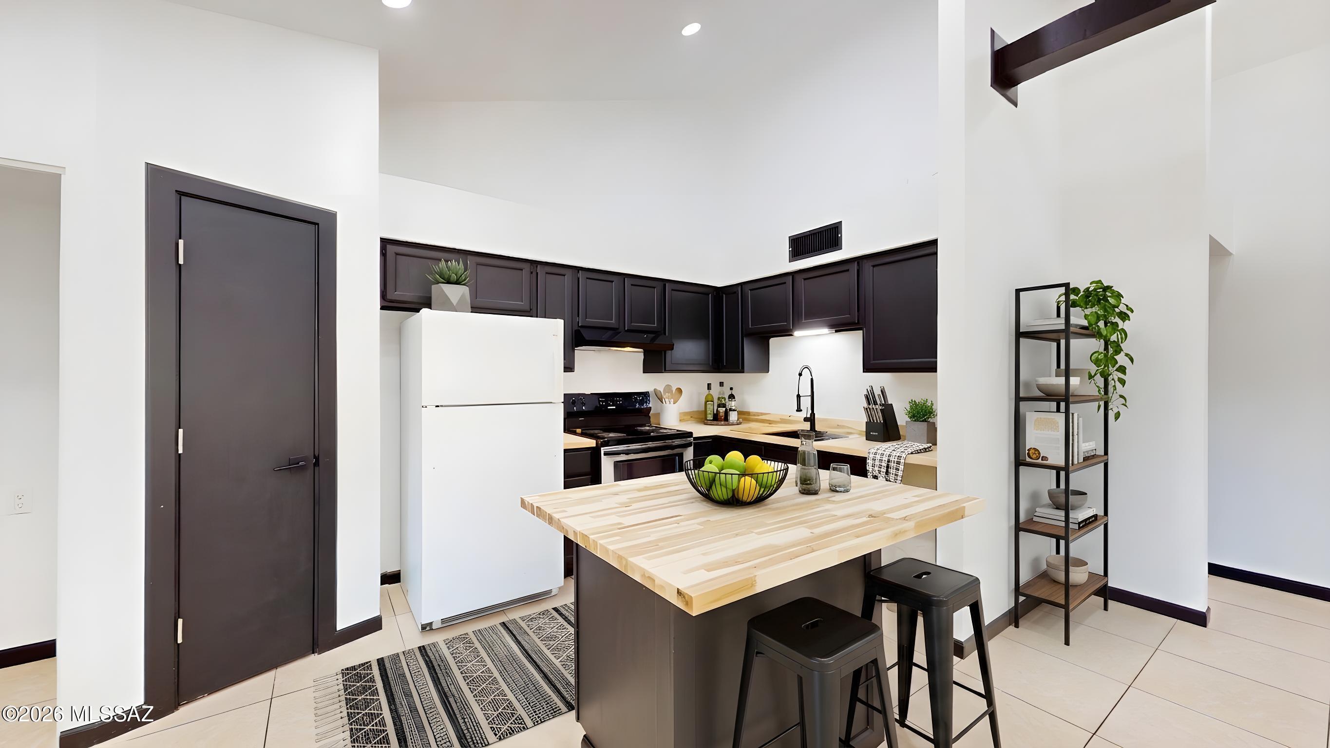 Sunset Villas Townhomes (1-118) - Residential