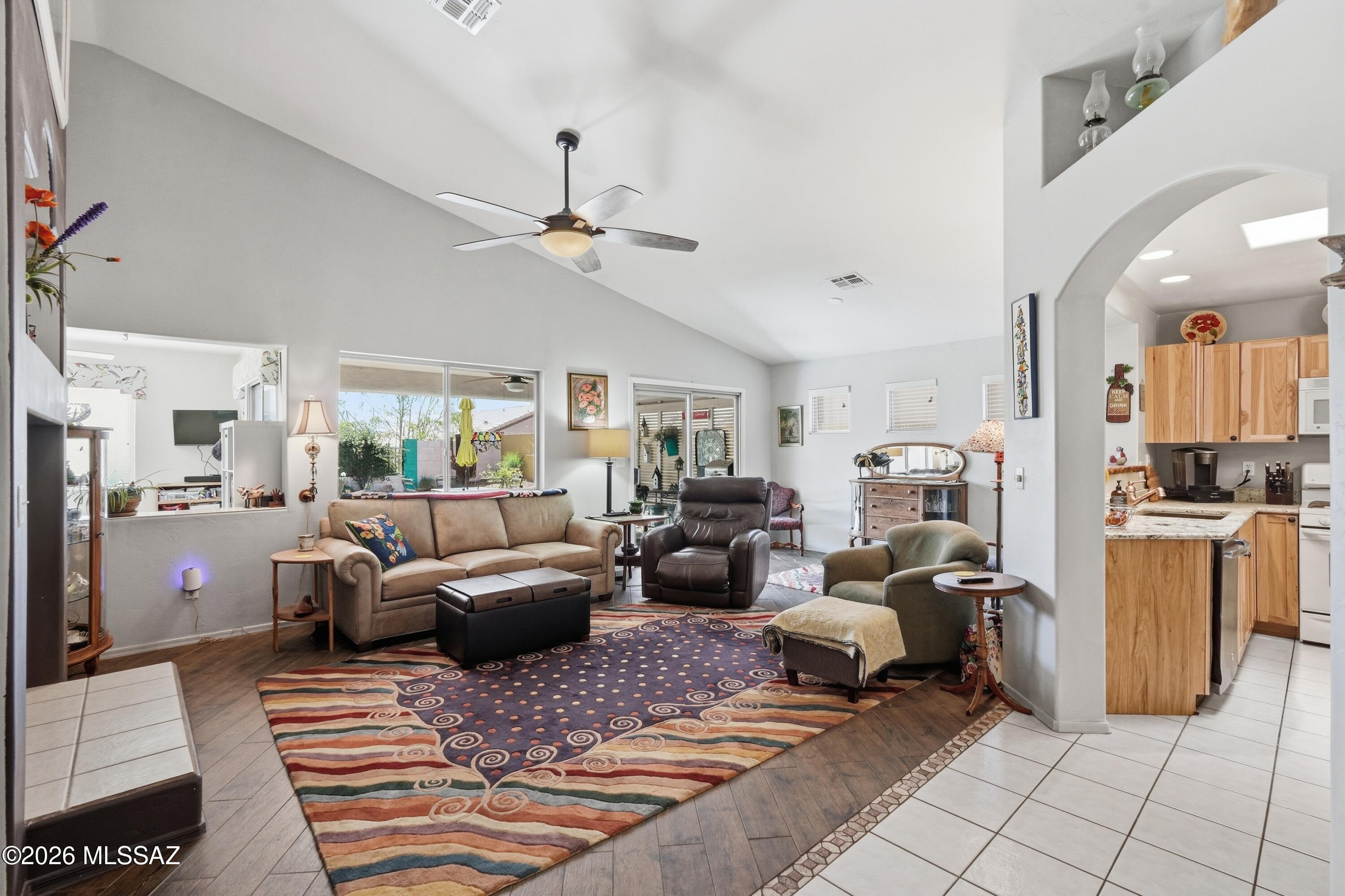 Colonia De Los Alamos - Desert Creek - Residential