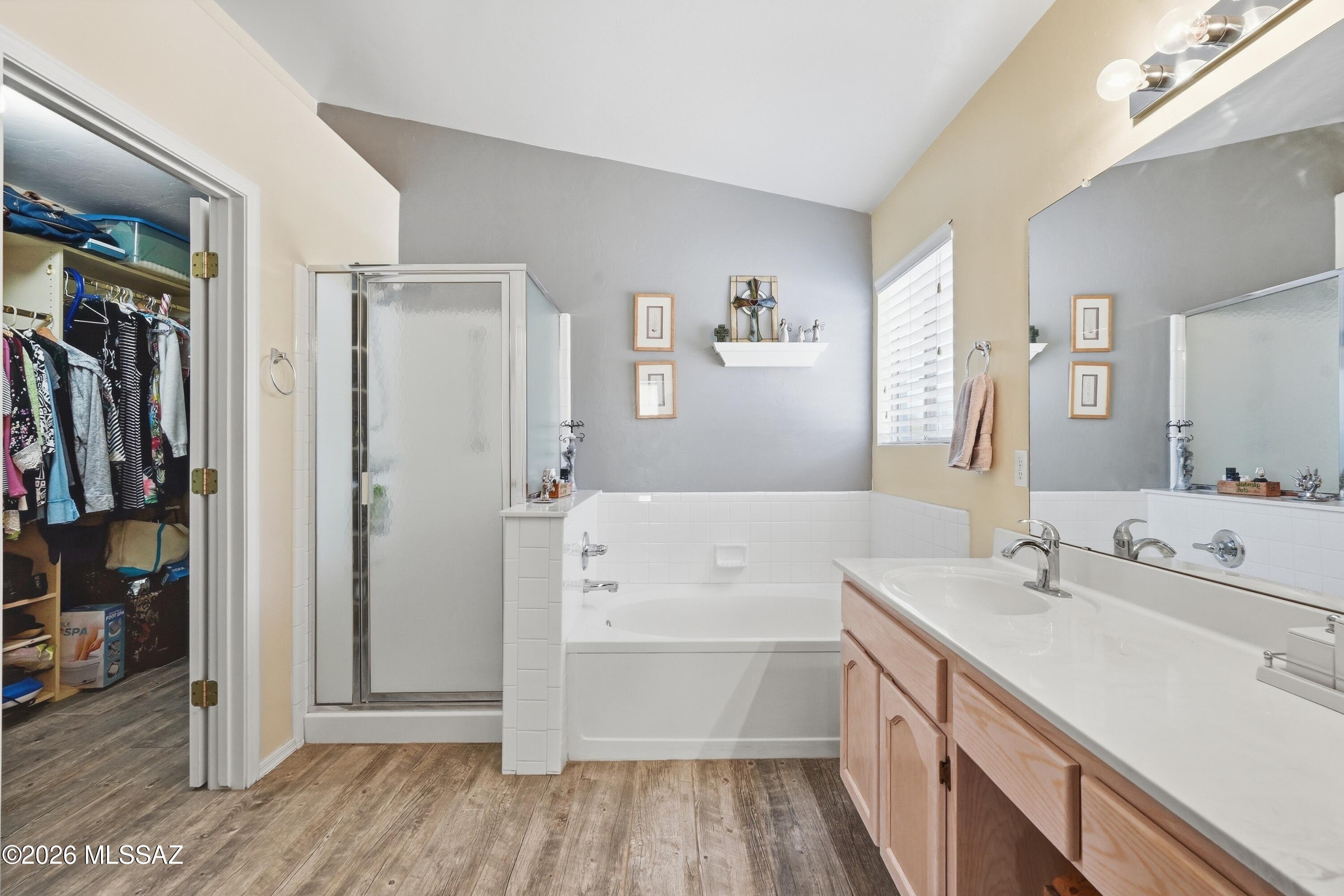Colonia De Los Alamos - Desert Creek - Residential