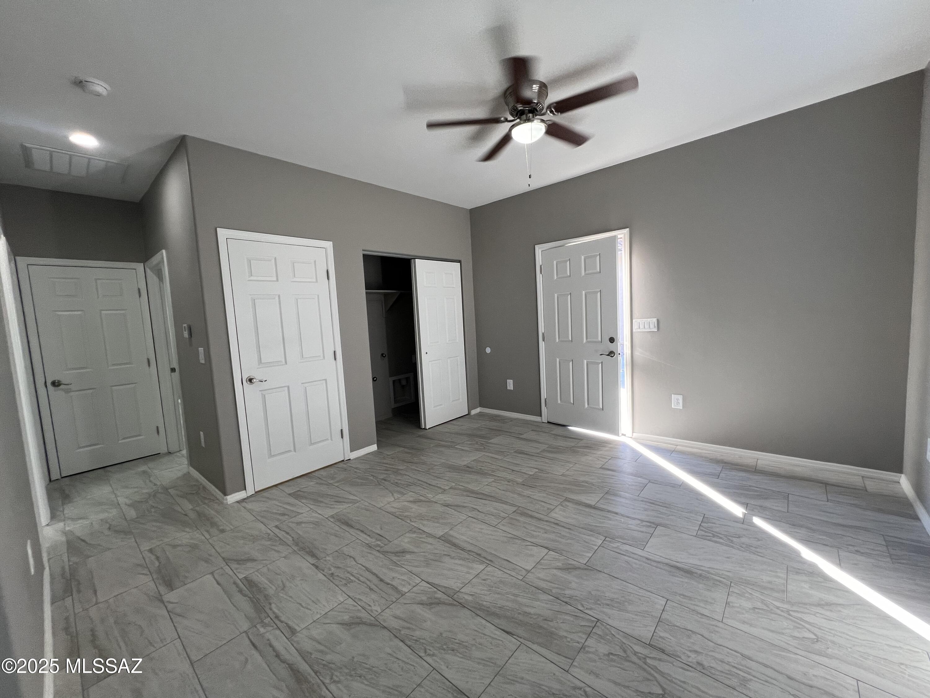 Bronx Park Addition - Residential Lease
