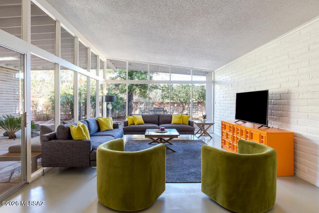 Casa Loma Estates - Residential