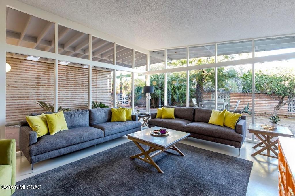 Casa Loma Estates - Residential