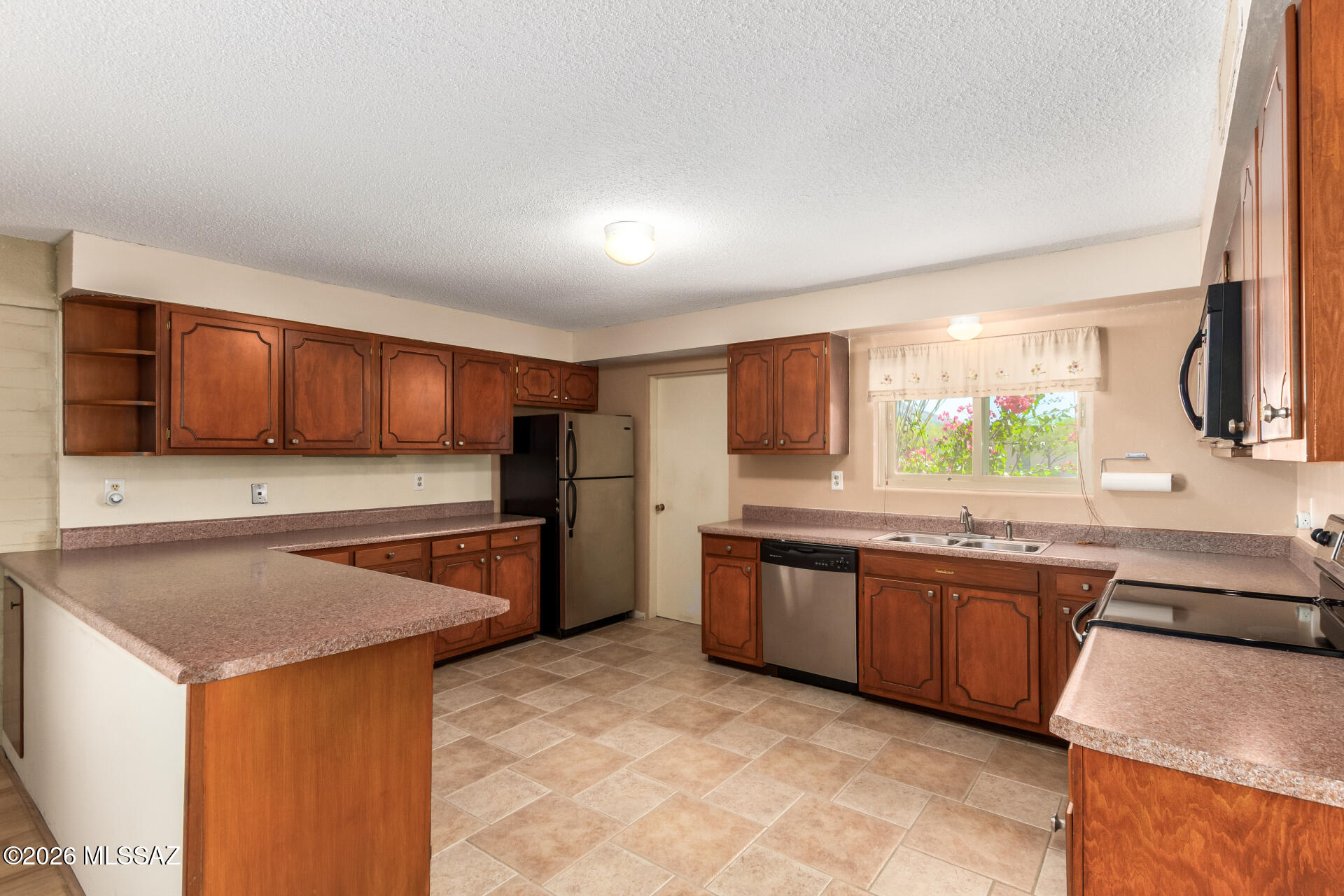 Las Brisas Estates NO. 1 (16-20 & 23-31) - Residential