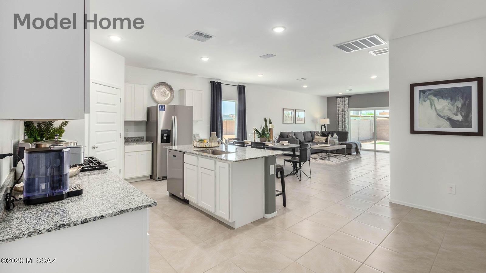 Saguaro Bloom SQ20180540069 - Residential