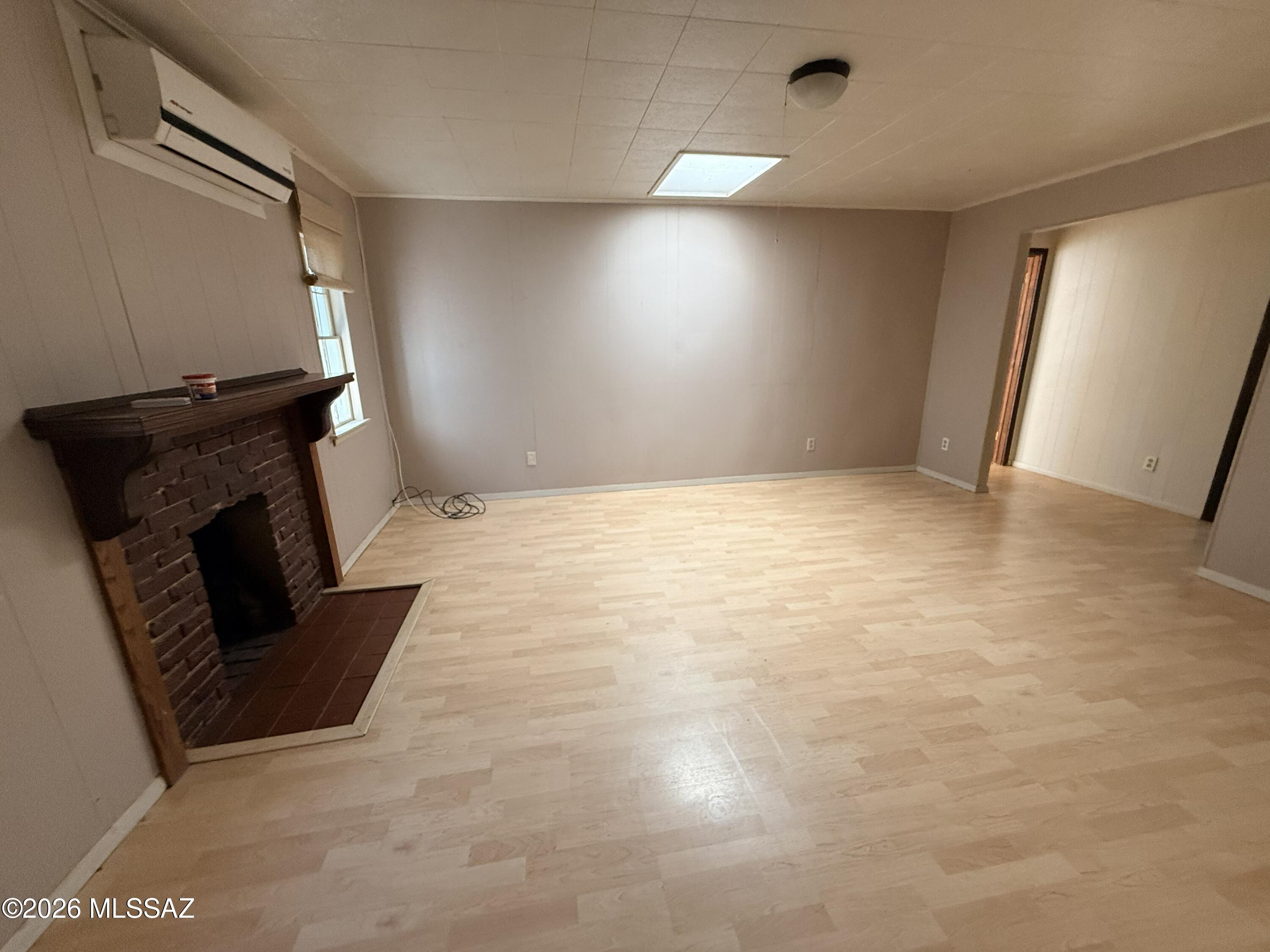 Unsubdivided - Residential