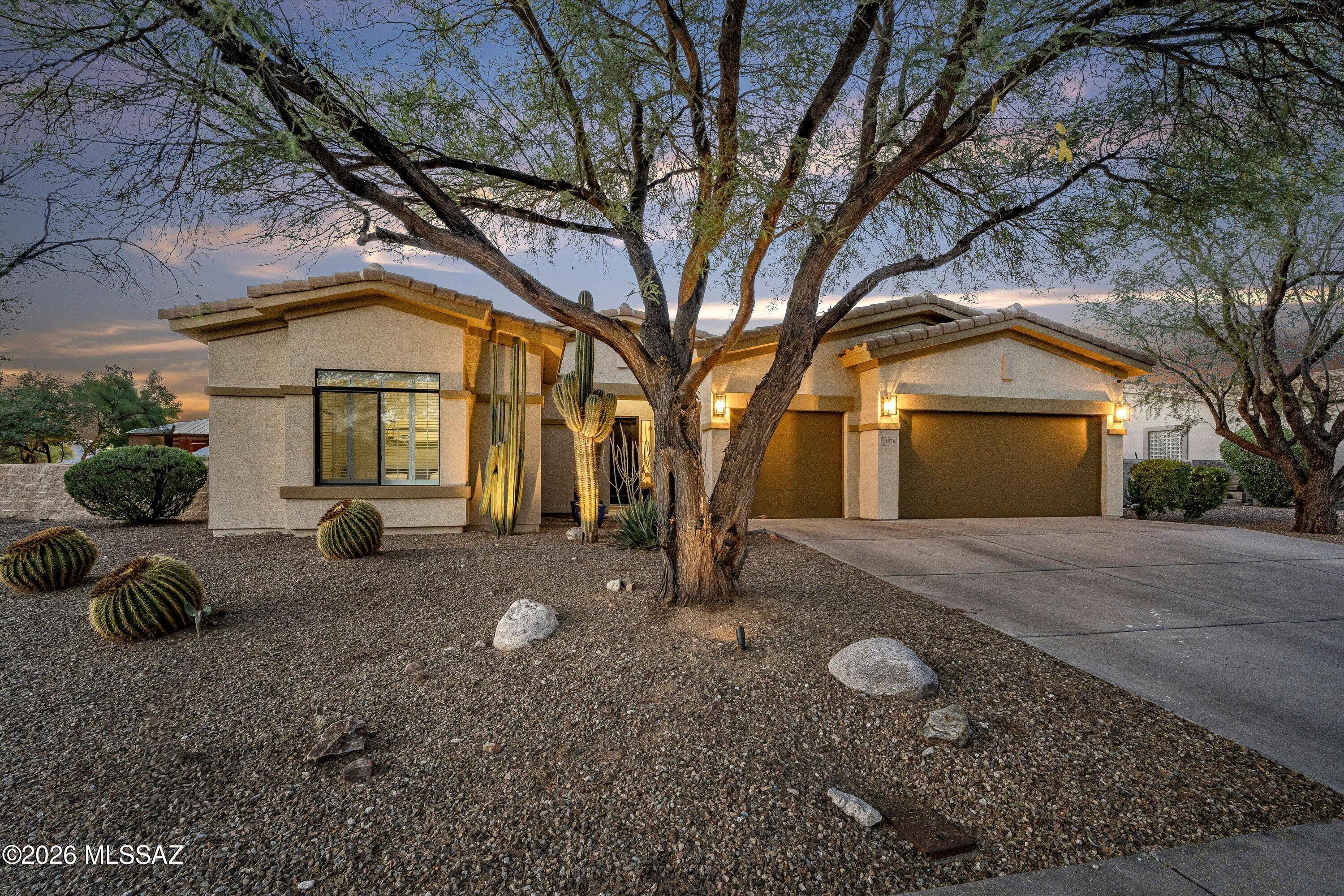 Mira Vista (1-60) - Residential