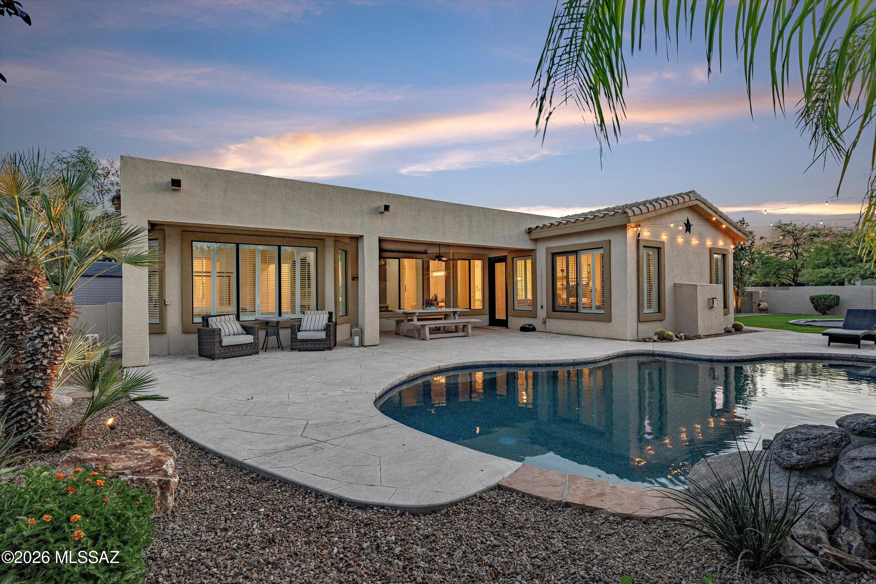 Mira Vista (1-60) - Residential