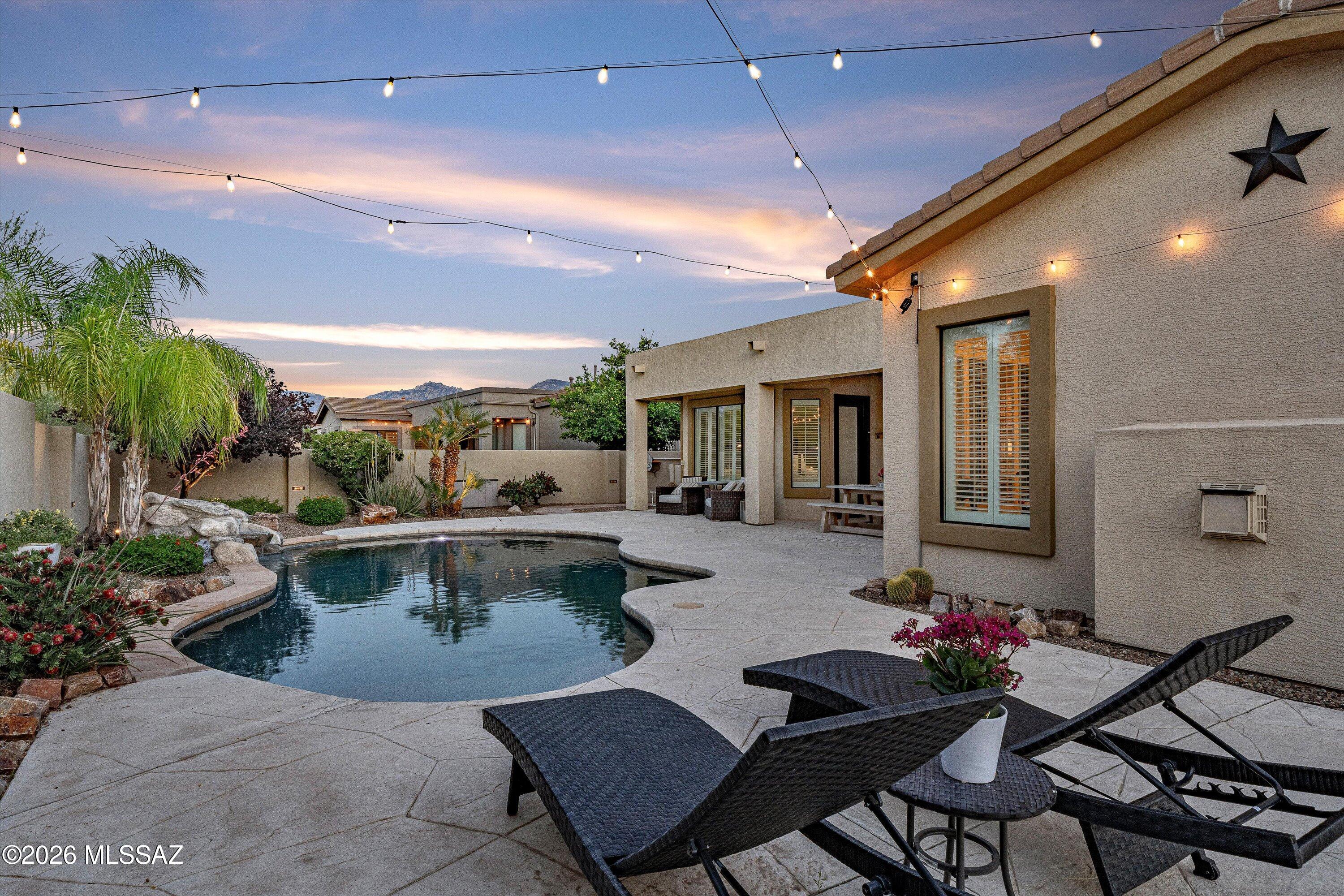 Mira Vista (1-60) - Residential
