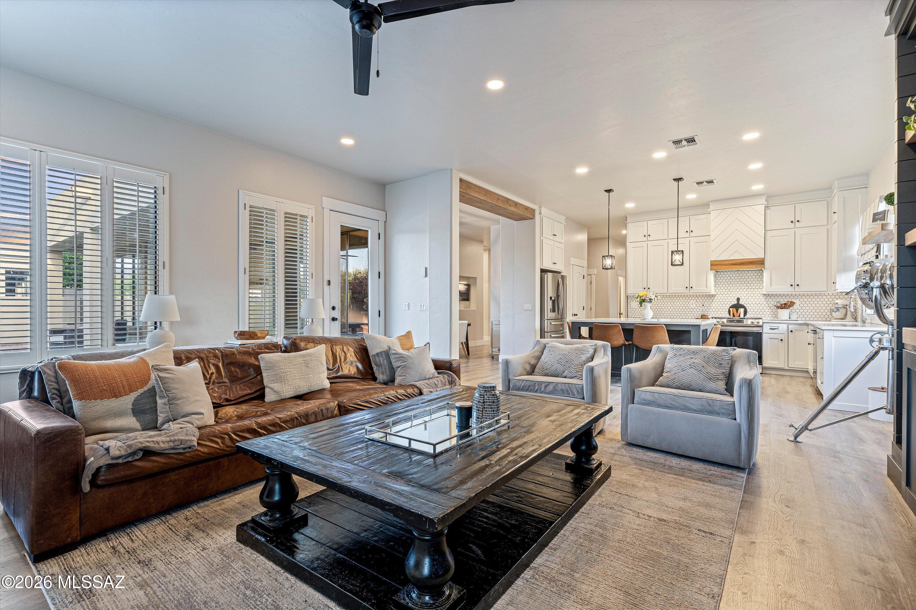 Mira Vista (1-60) - Residential