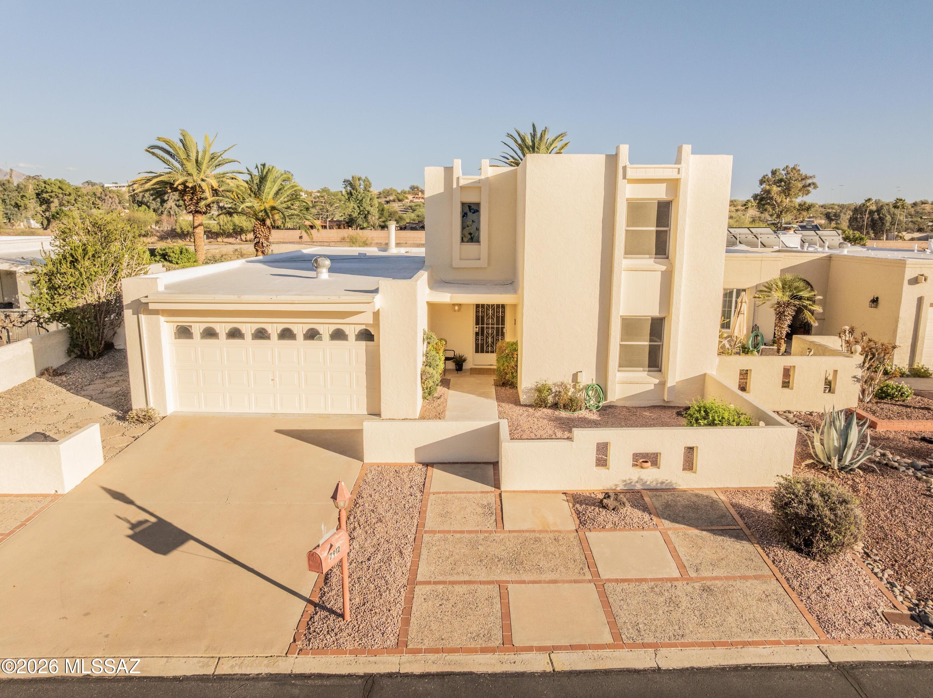 Casas Del Oro Norte (89-130) - Residential