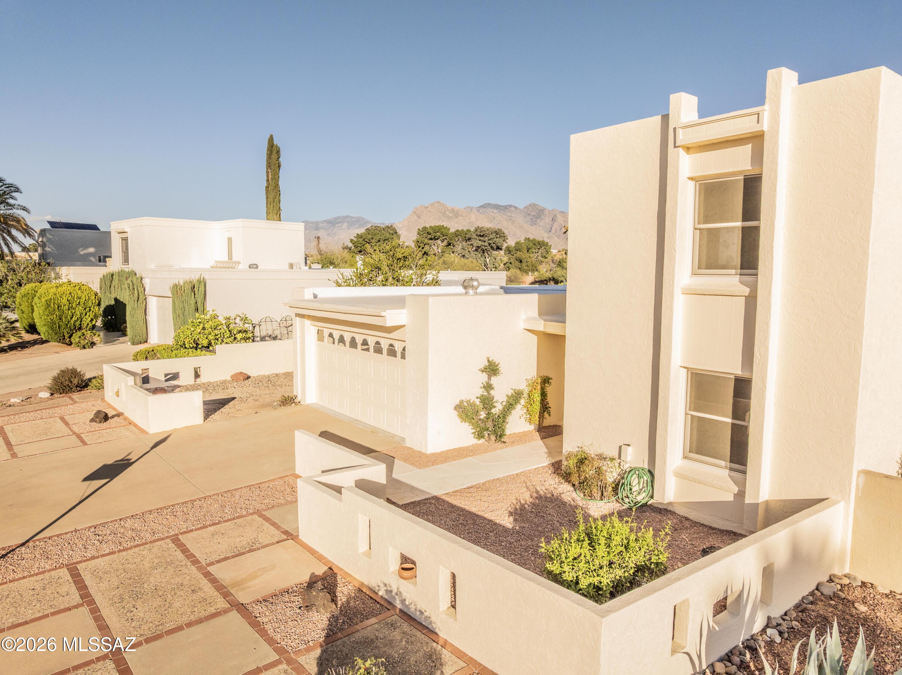 Casas Del Oro Norte (89-130) - Residential