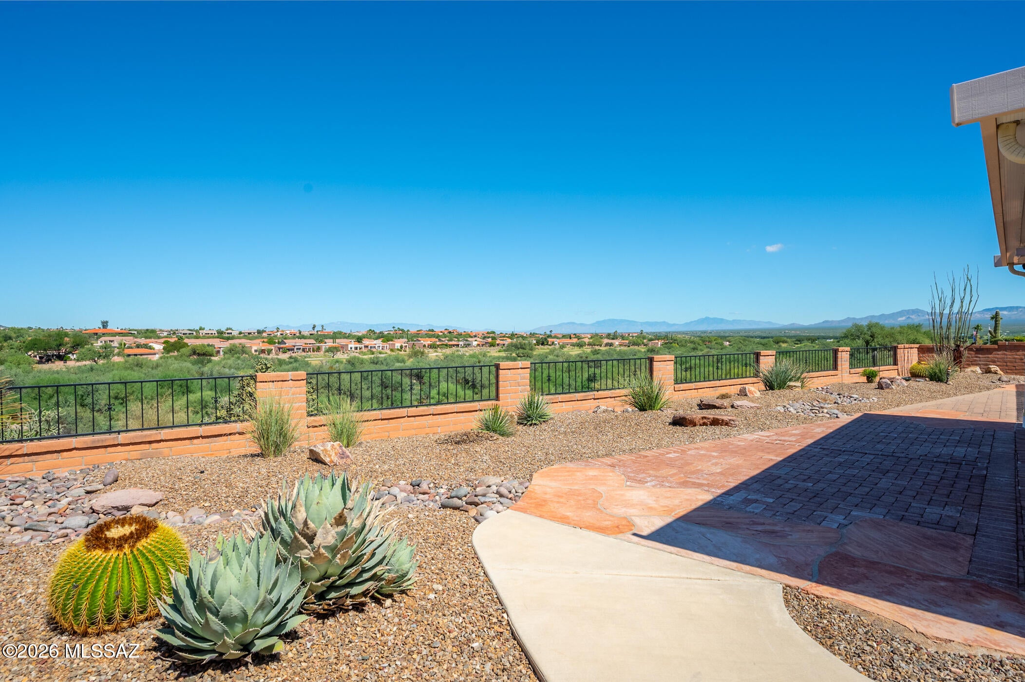 San Ignacio Vistas (1-223) - Residential