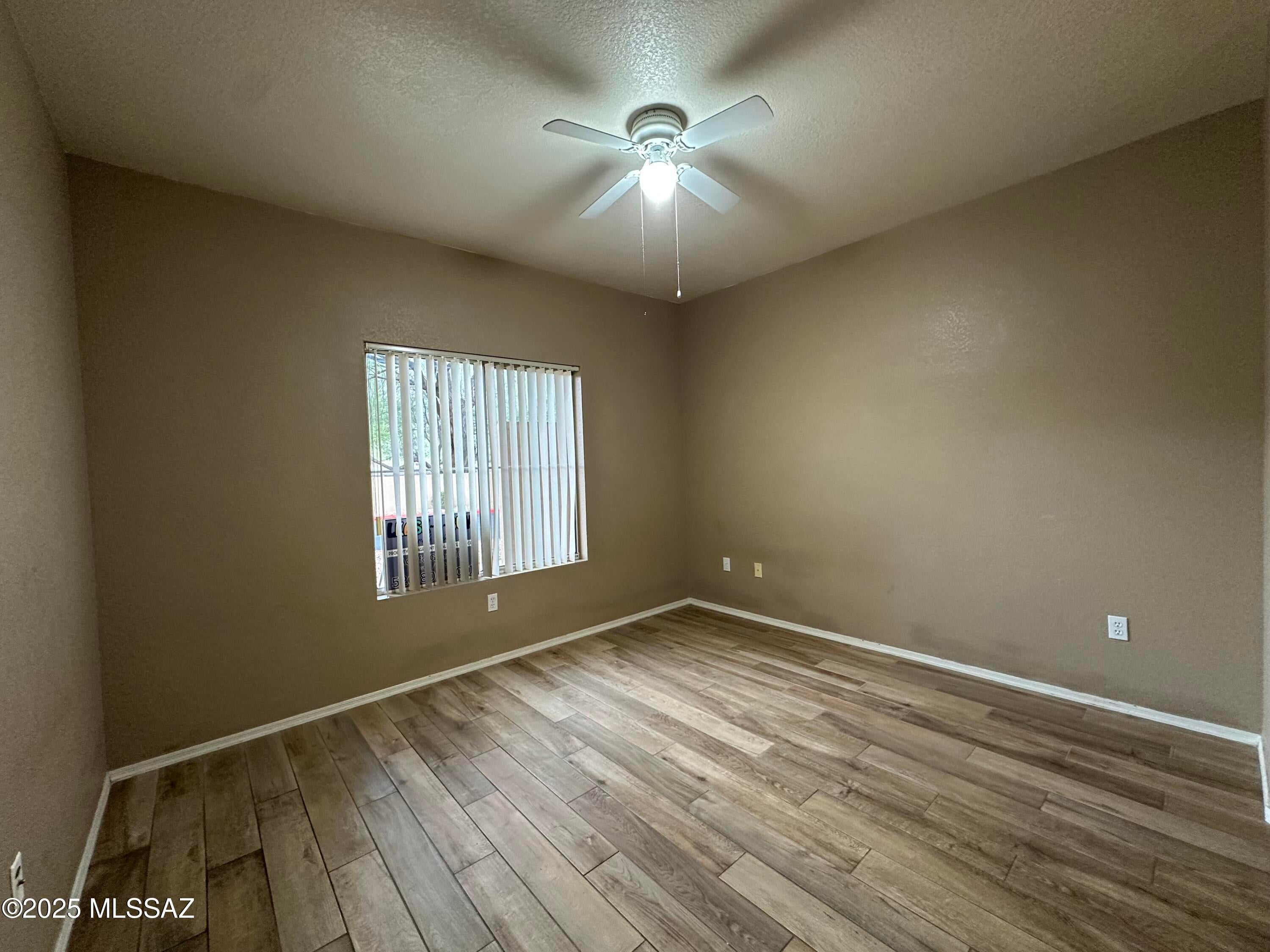 Pinnacle Canyon Condominium - Residential