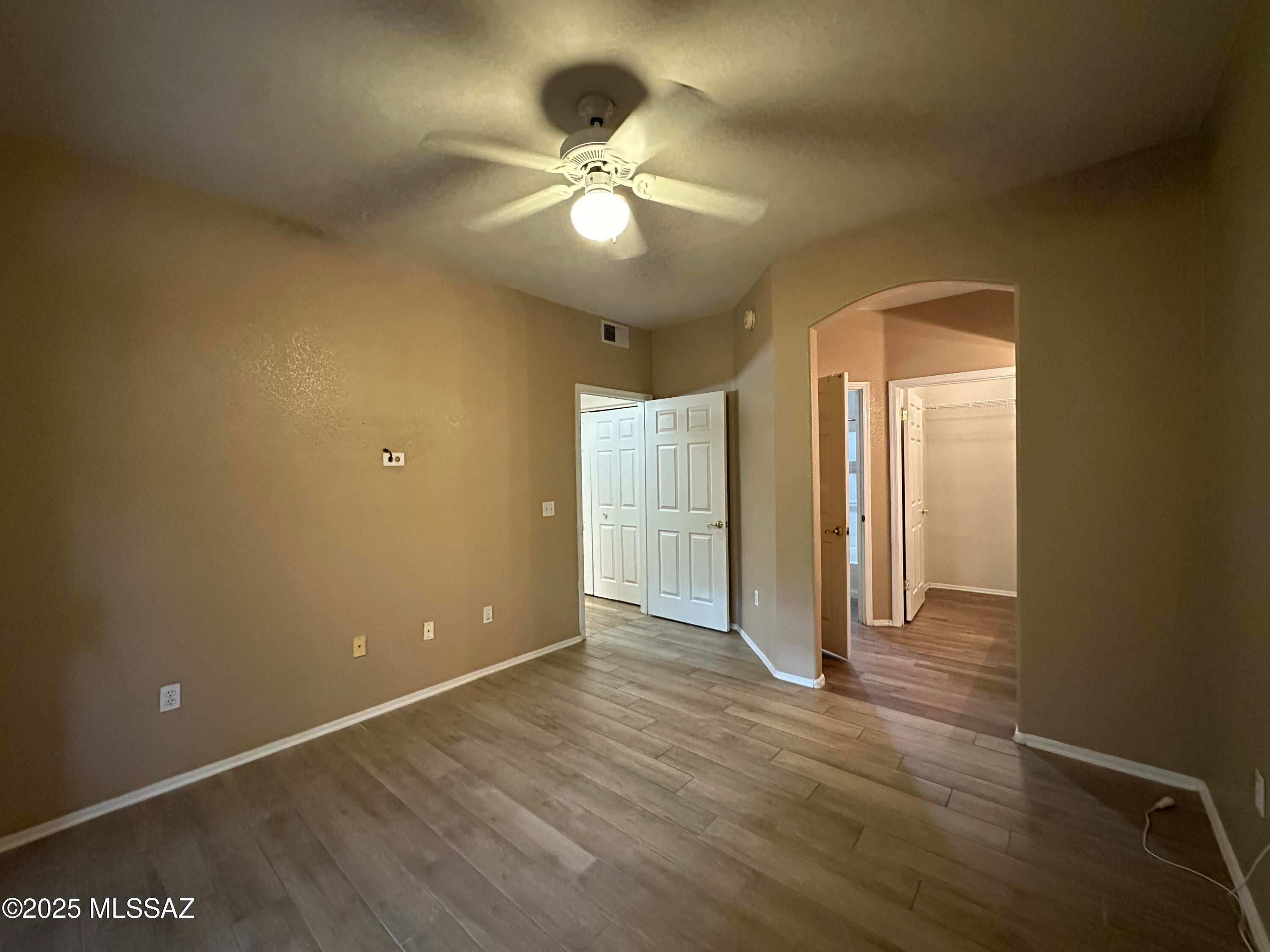 Pinnacle Canyon Condominium - Residential