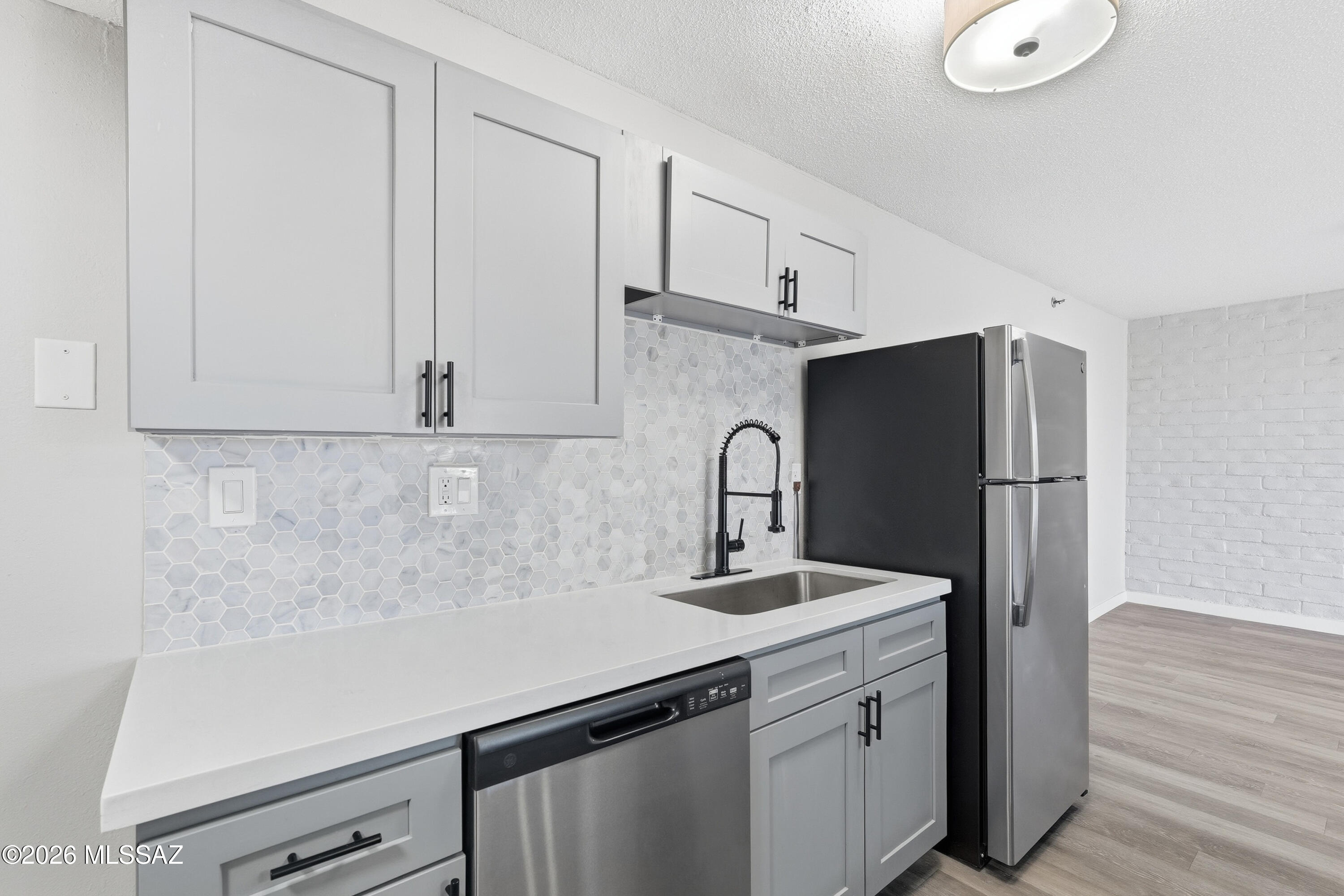 Redondo Towers Condos - Residential Lease