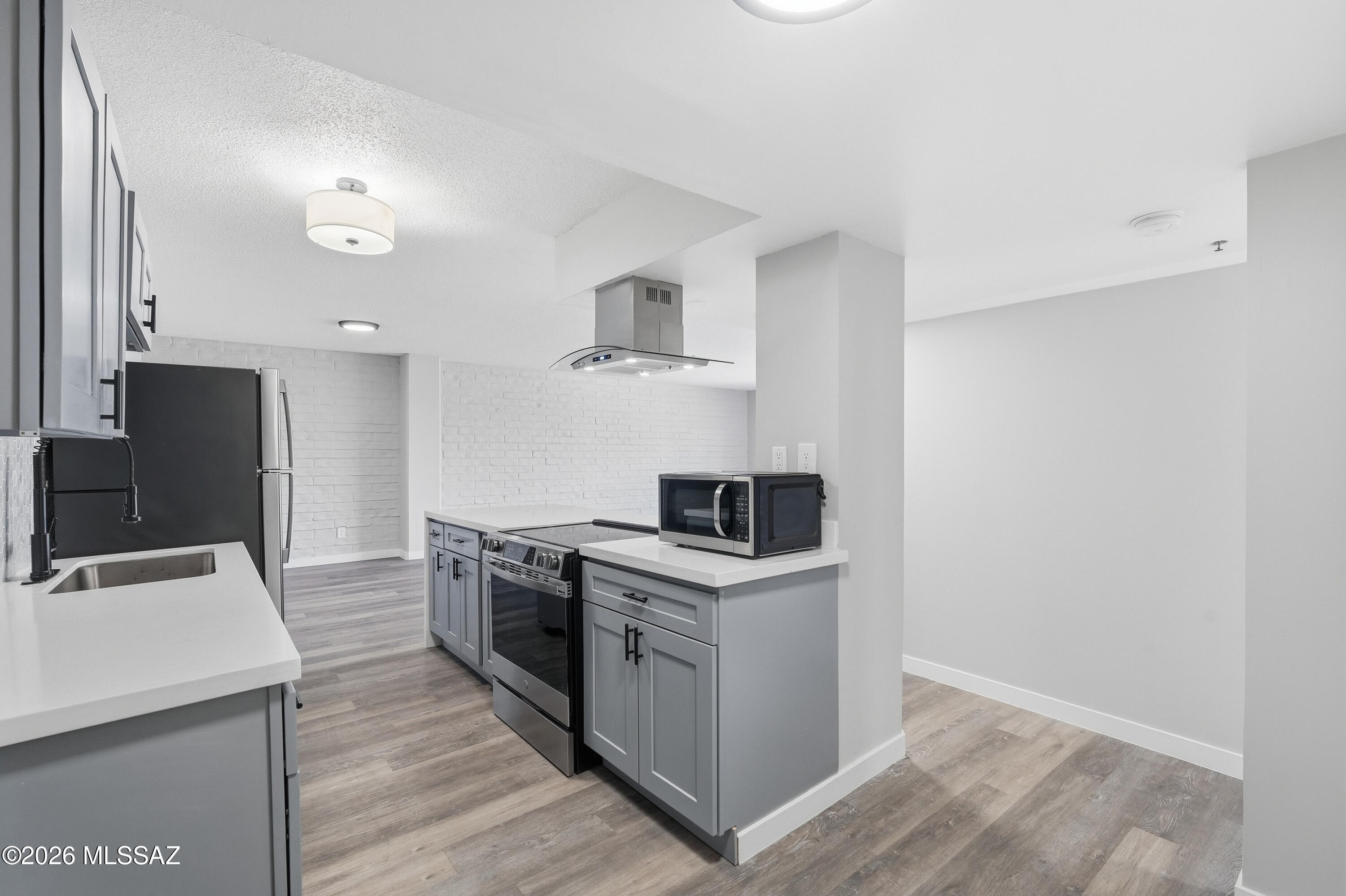 Redondo Towers Condos - Residential Lease