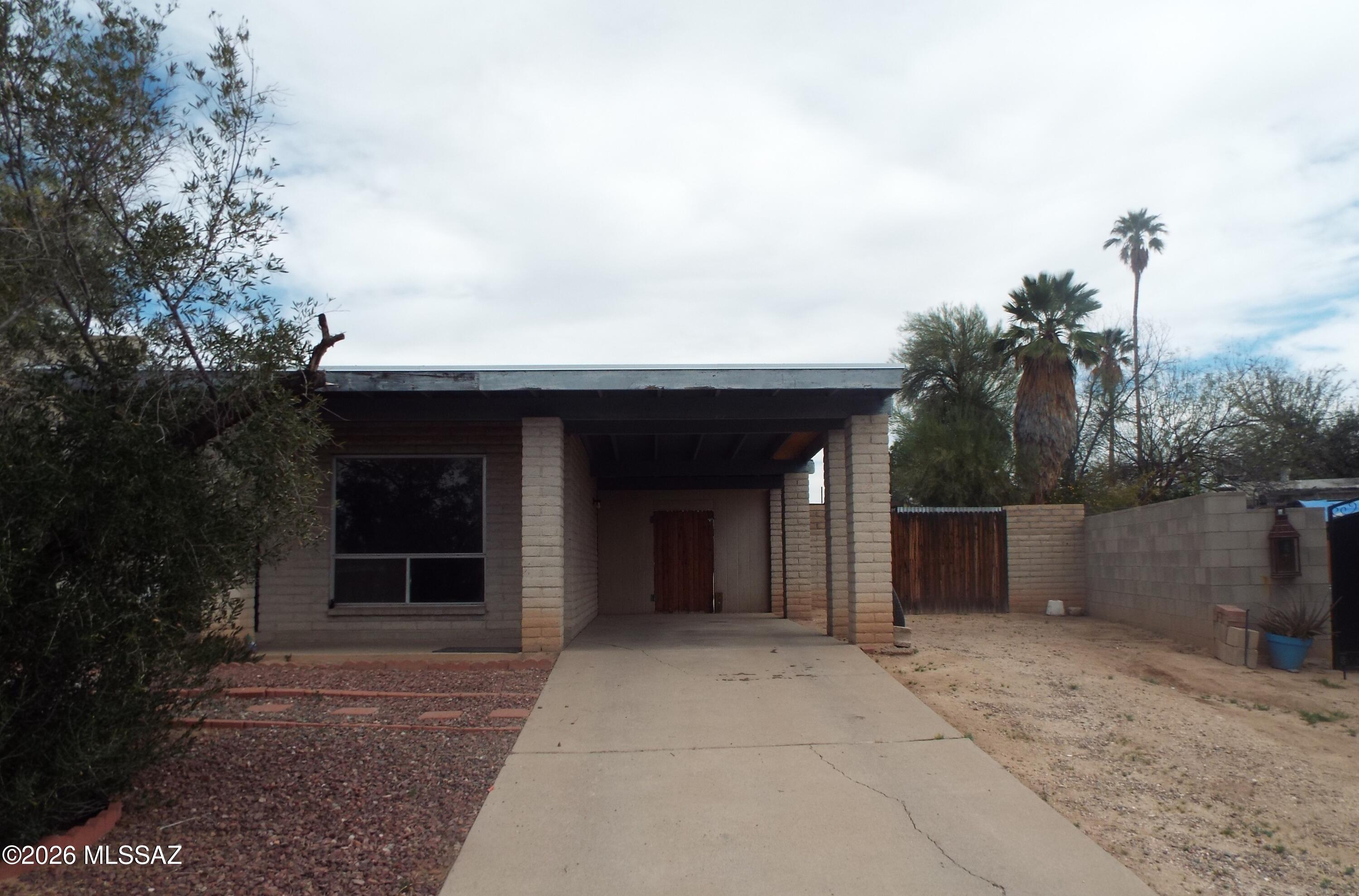 Casas Adobes Park (1-93) - Residential