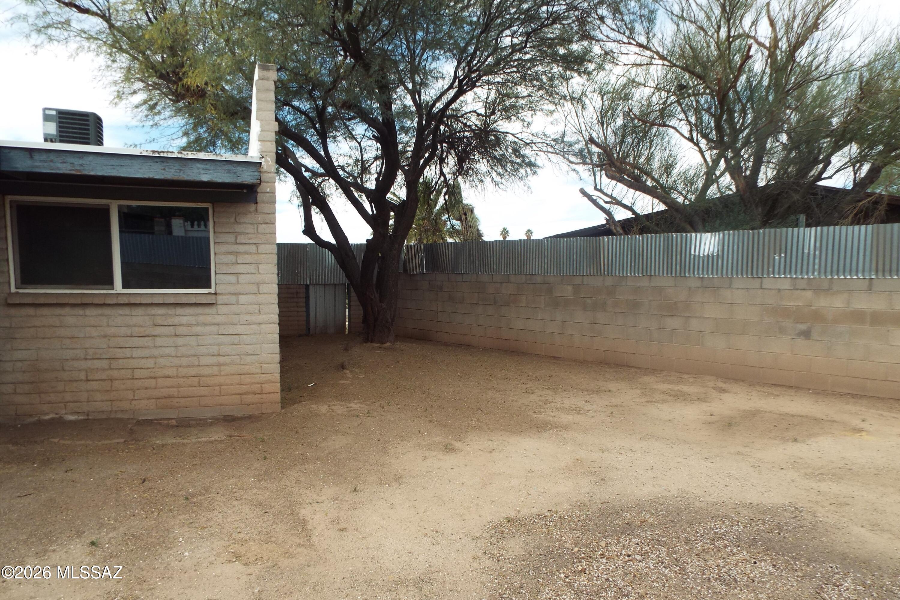 Casas Adobes Park (1-93) - Residential