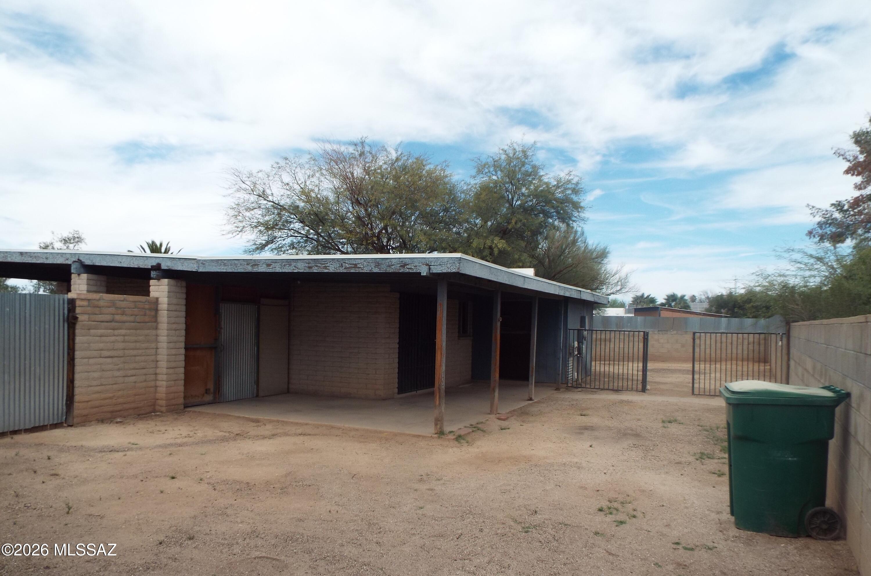 Casas Adobes Park (1-93) - Residential