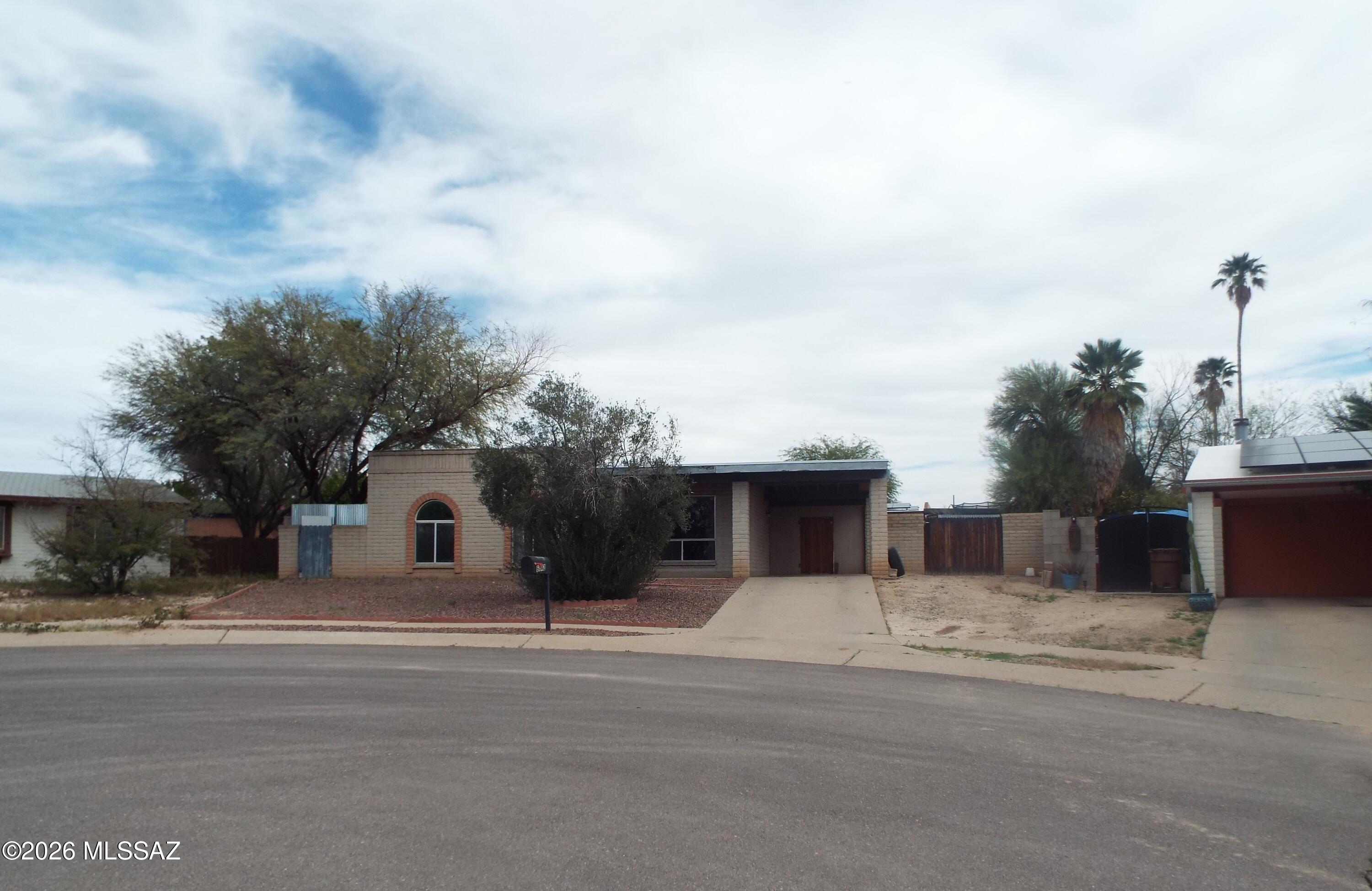 What a great opportunity on the northwest side of town! This slump block home features a new roof and an HVAC system just a few years old. Offering 3 bedrooms and 2 bathrooms, the layout includes a galley kitchen with a cozy breakfast nook and a picturesque front window that fills the living space with natural light.

The spacious backyard includes vehicle access through a front gate, plus an enclosed dog run on one side. Priced to sell, this home is ready for someone to add their personal touch and bring out its full potential. Sold in as-is condition.