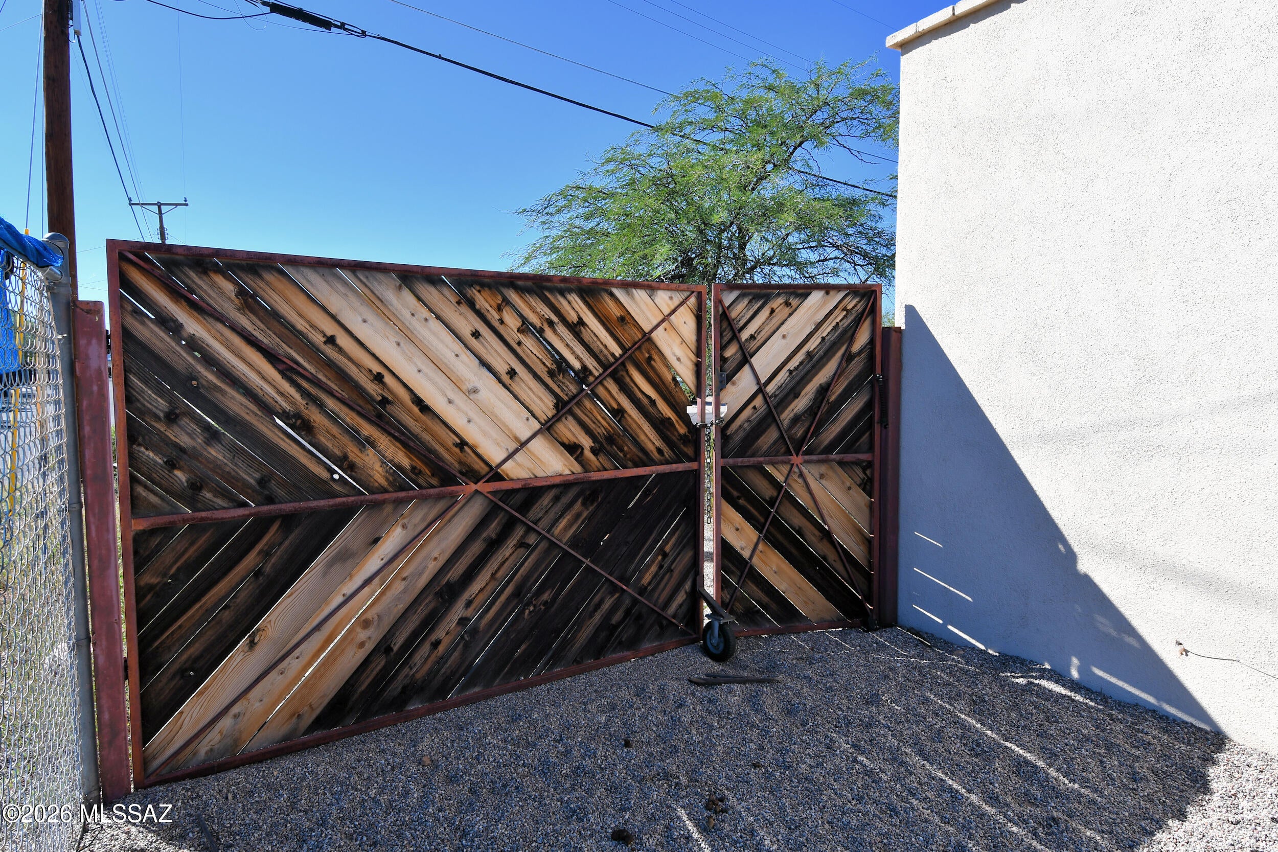 Unsubdivided - Residential