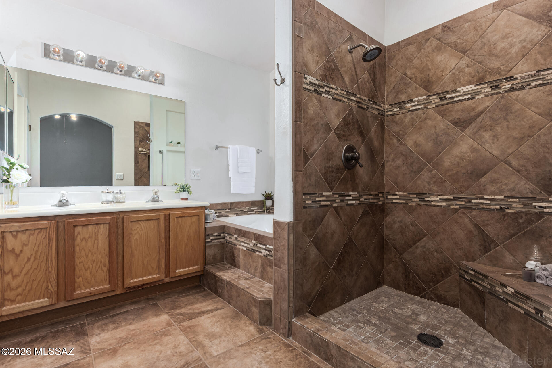Linda Vista Ridge(1-77) - Residential