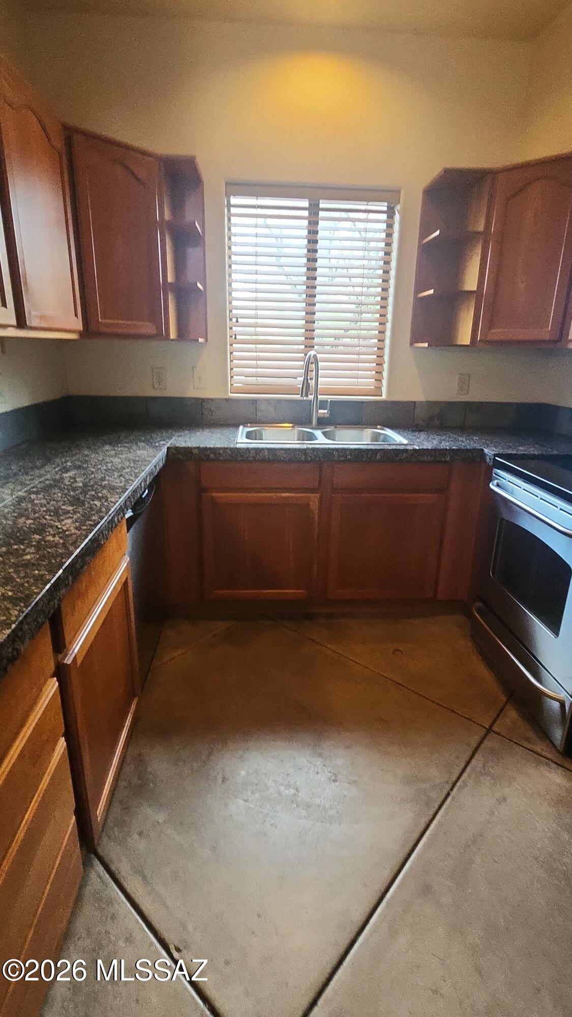 Presidio Park Central (1-12) - Residential Lease