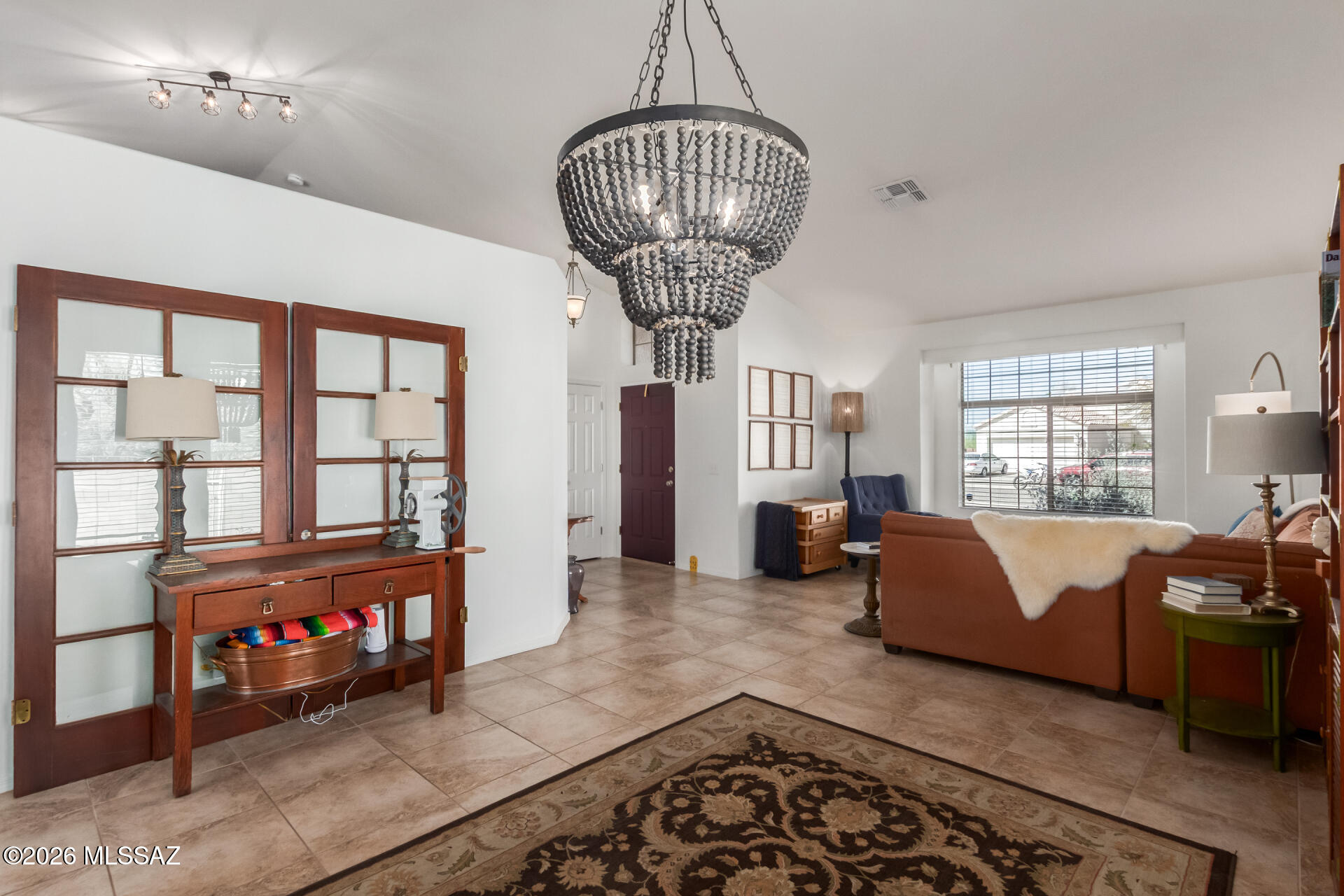 Las Lindas(1-76) - Residential