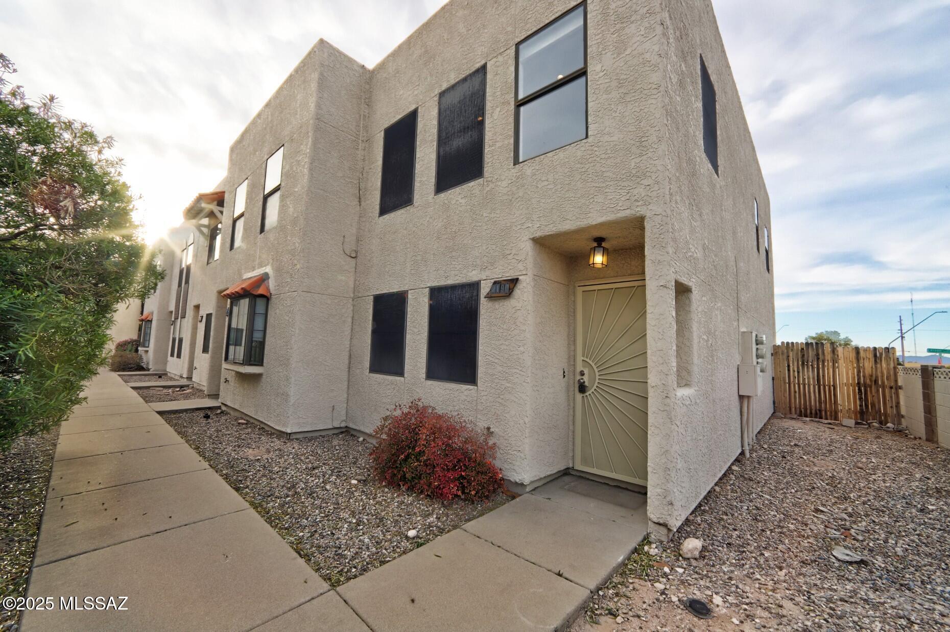 Euclid Point Condos (1-25) - Residential Lease