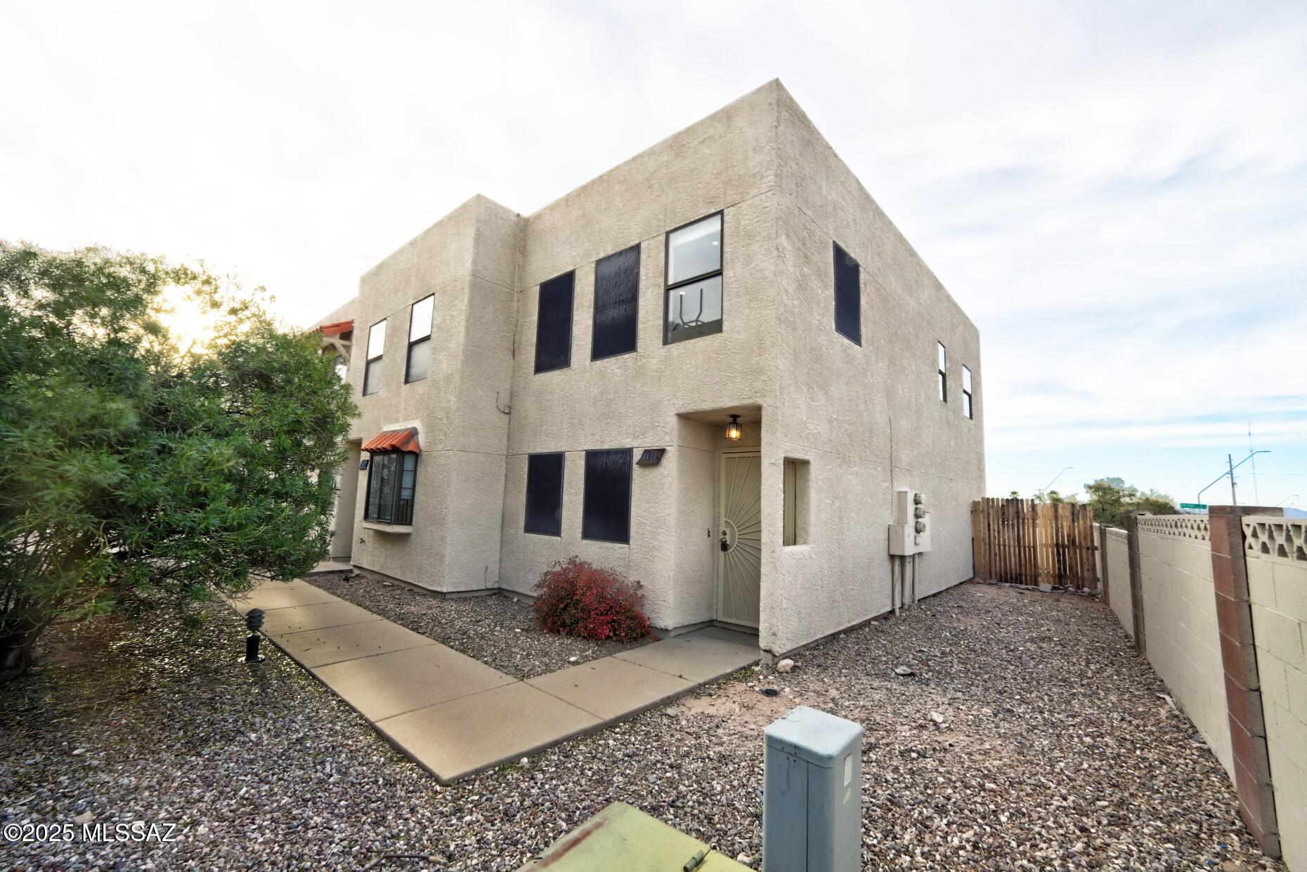 Euclid Point Condos (1-25) - Residential Lease