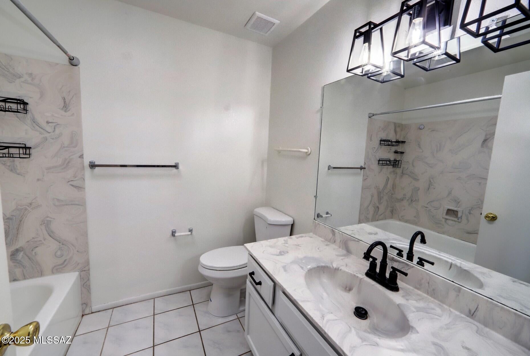 Euclid Point Condos (1-25) - Residential Lease