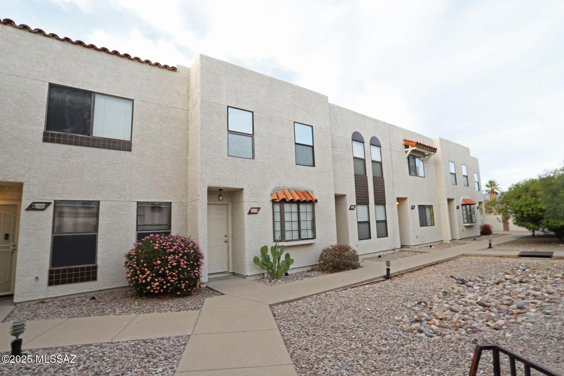 Euclid Point Condos (1-25) - Residential Lease