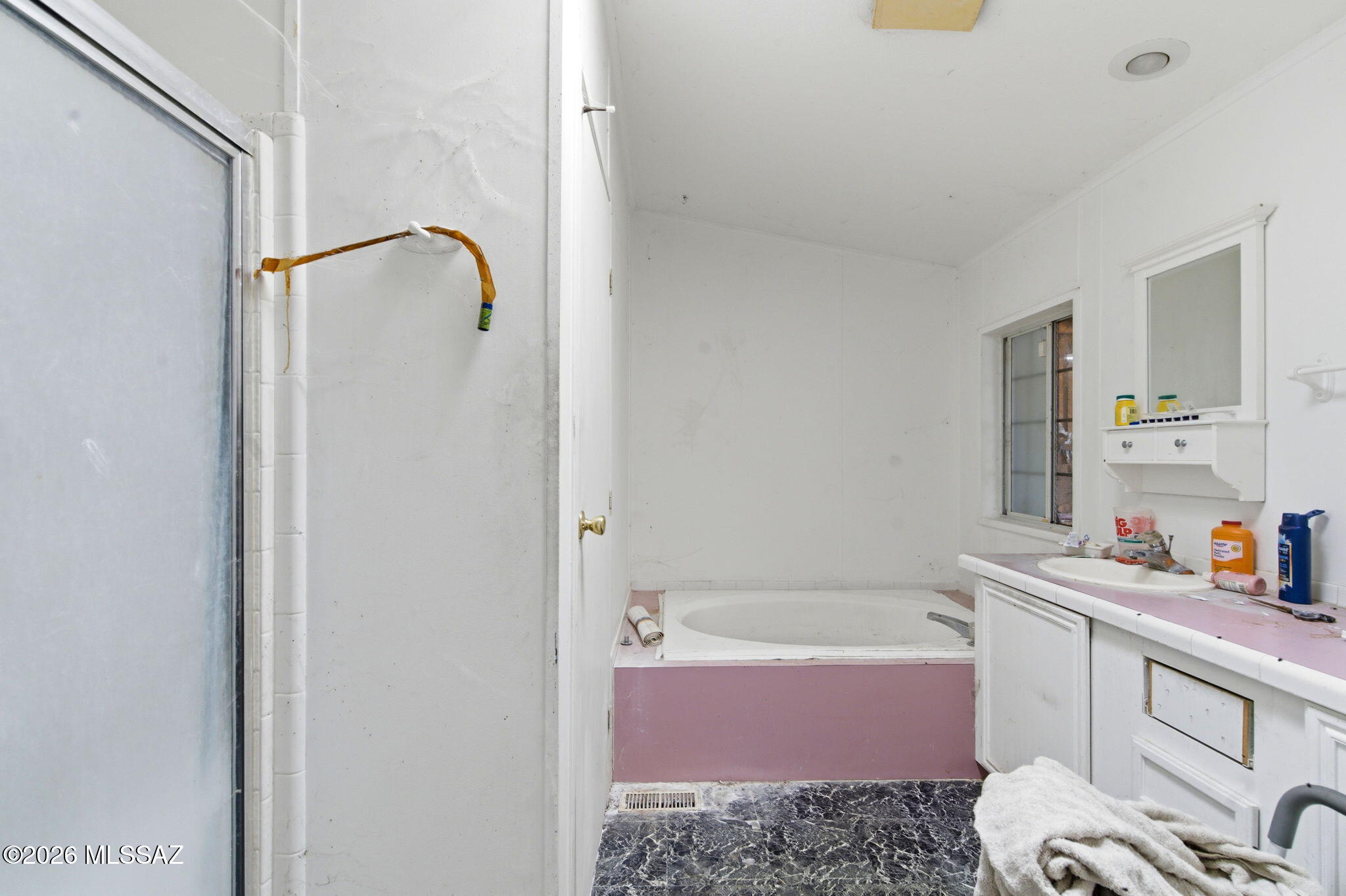 Unsubdivided - Residential
