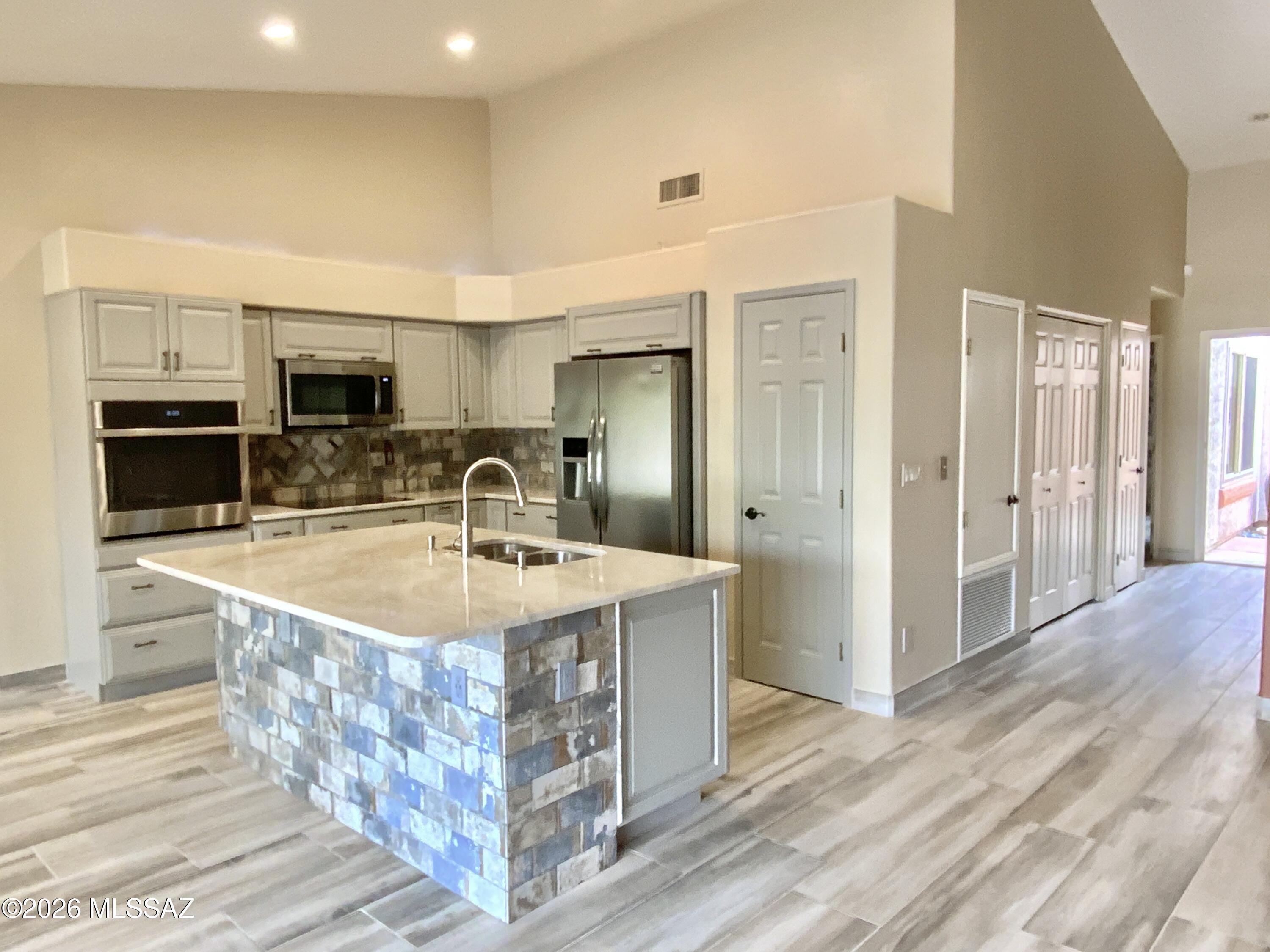 Tucson National Townhomes West II (1-81) - Residential