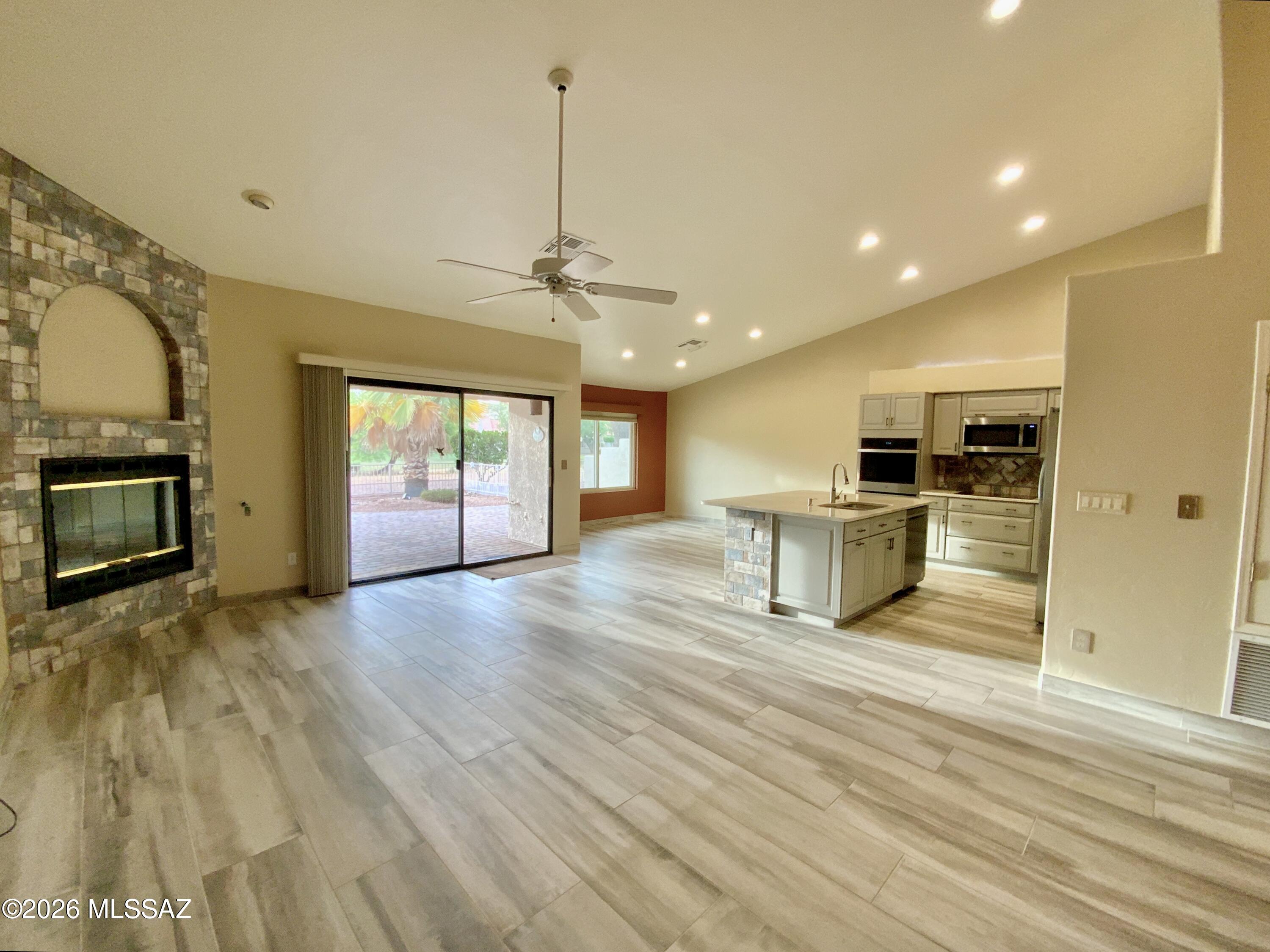 Tucson National Townhomes West II (1-81) - Residential