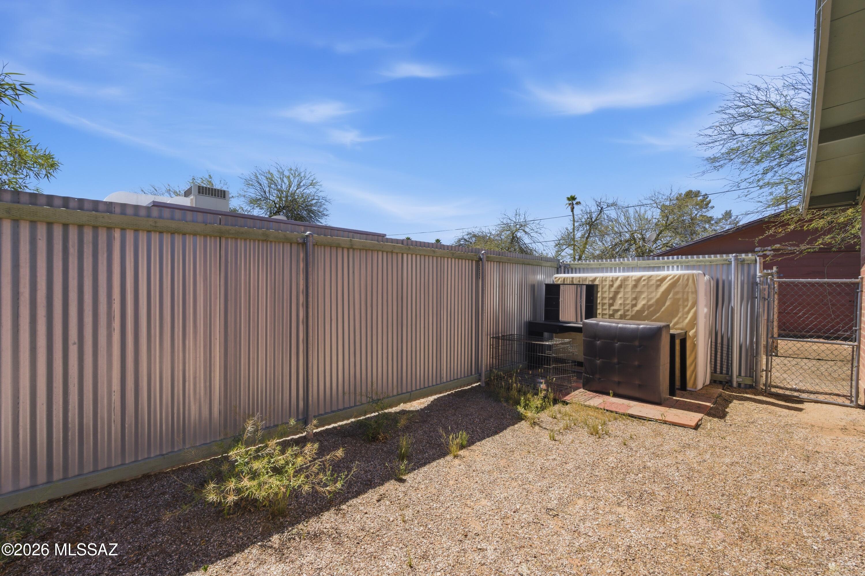 Unsubdivided - Residential Lease
