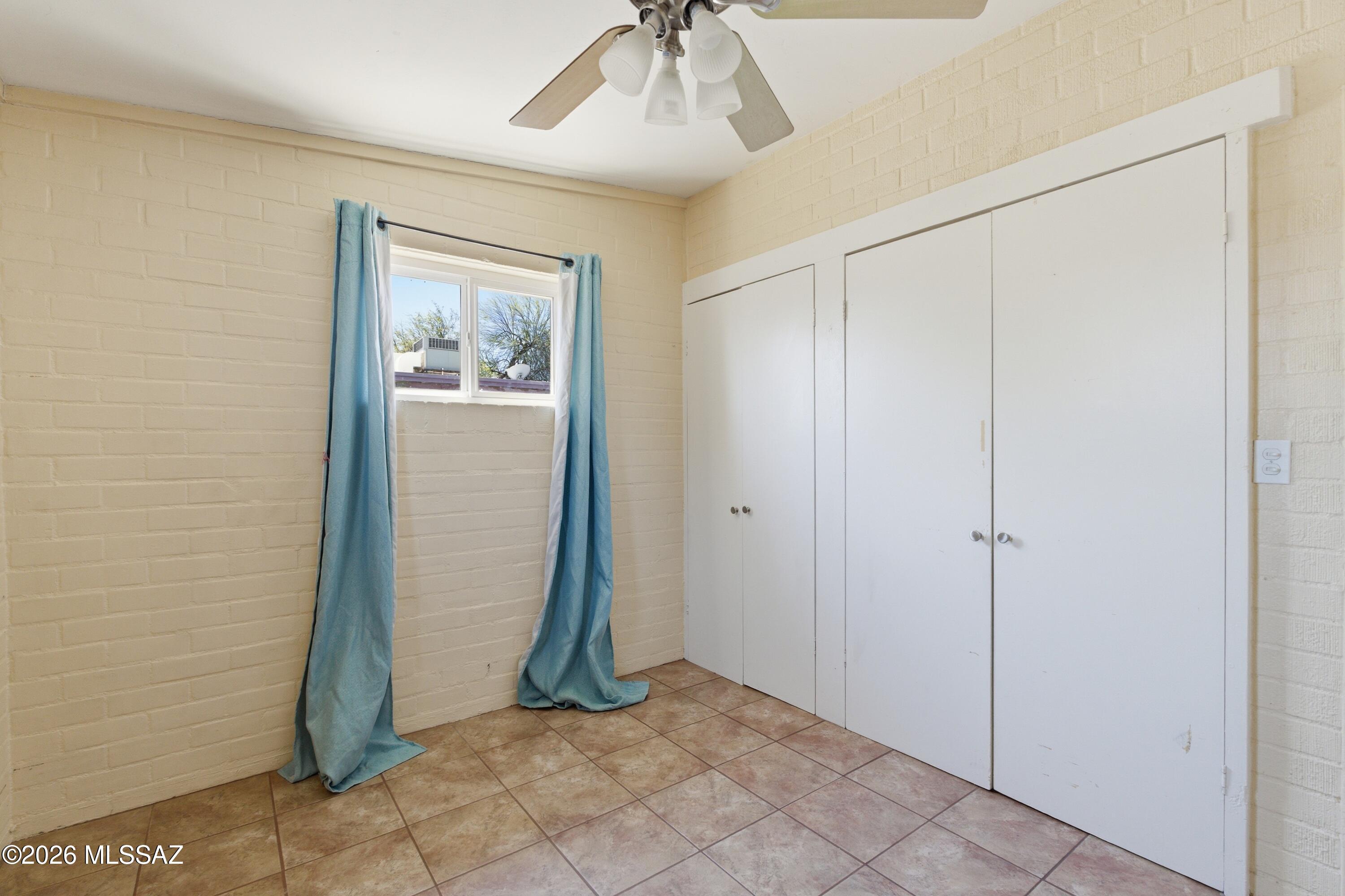 Unsubdivided - Residential Lease