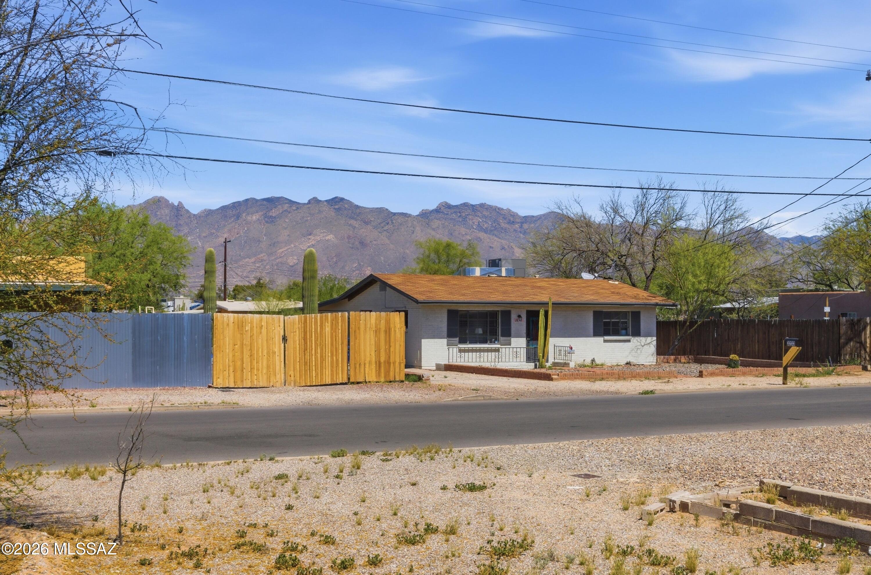 Unsubdivided - Residential Lease