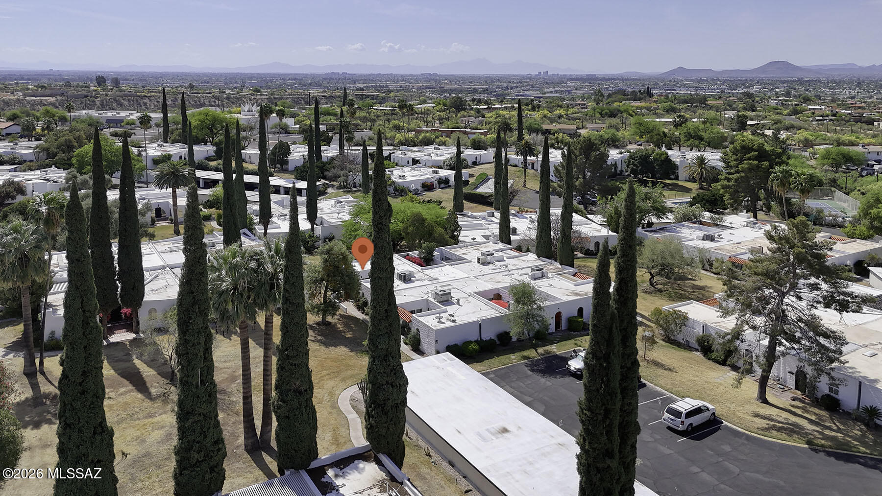 Las Lomitas (1) - Residential