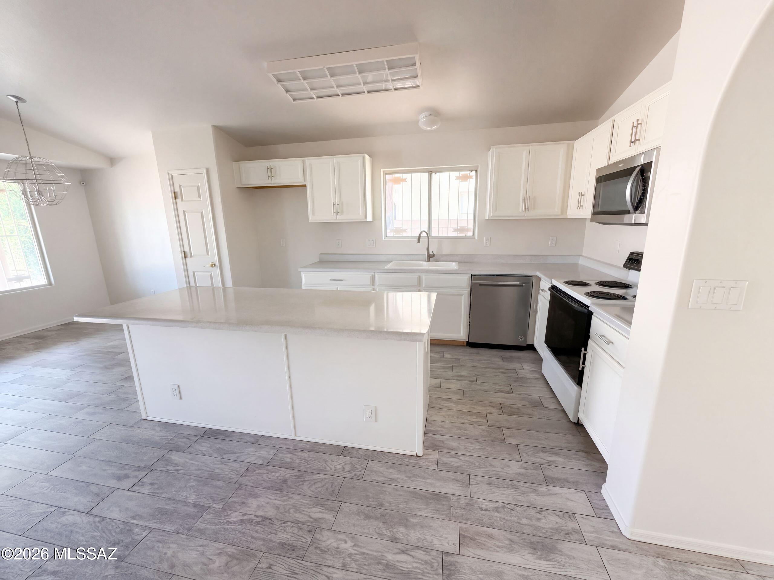 Casas Adobes Terrace (1-184) - Residential
