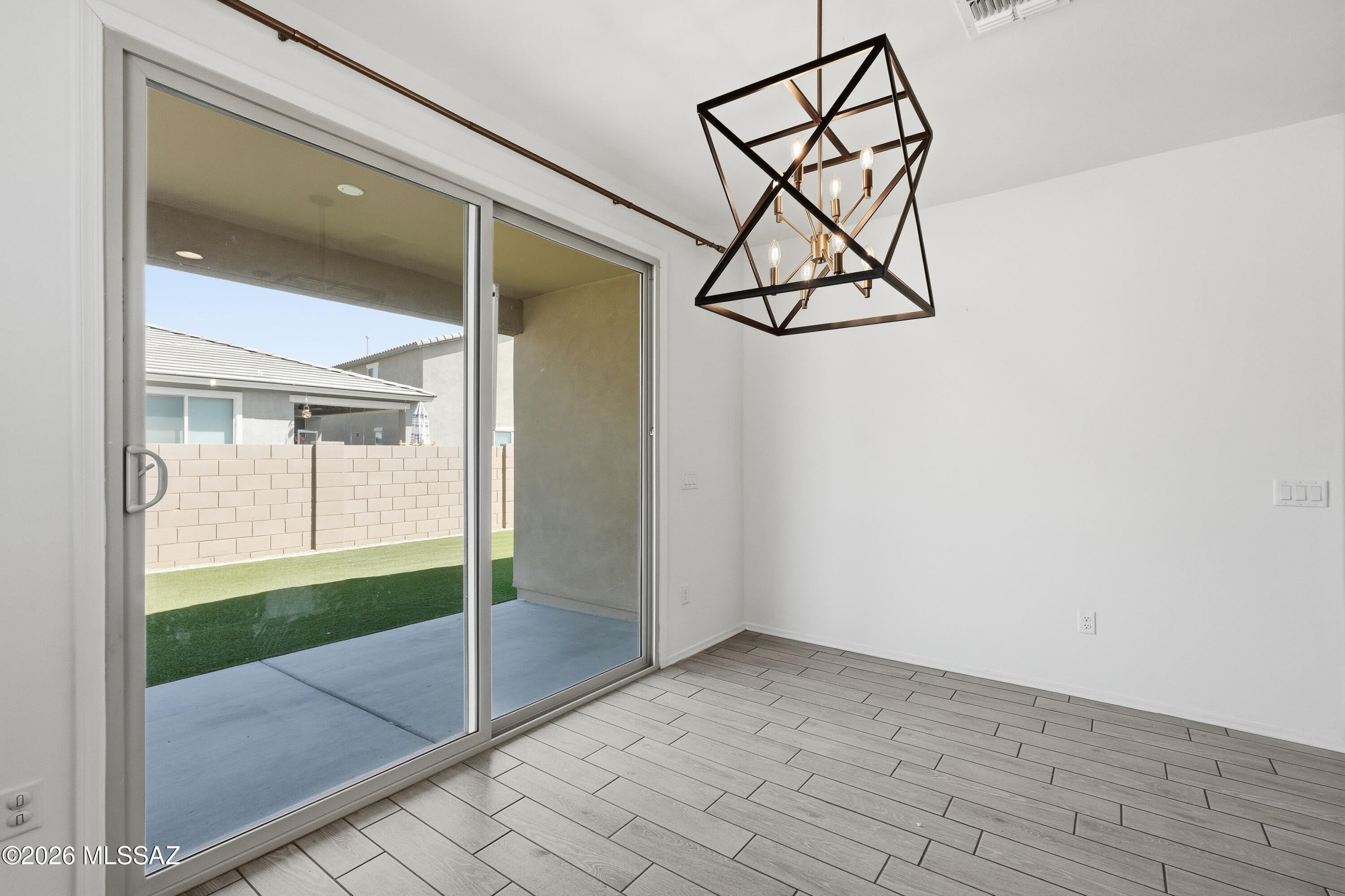 Entrada Del Rio - Residential Lease