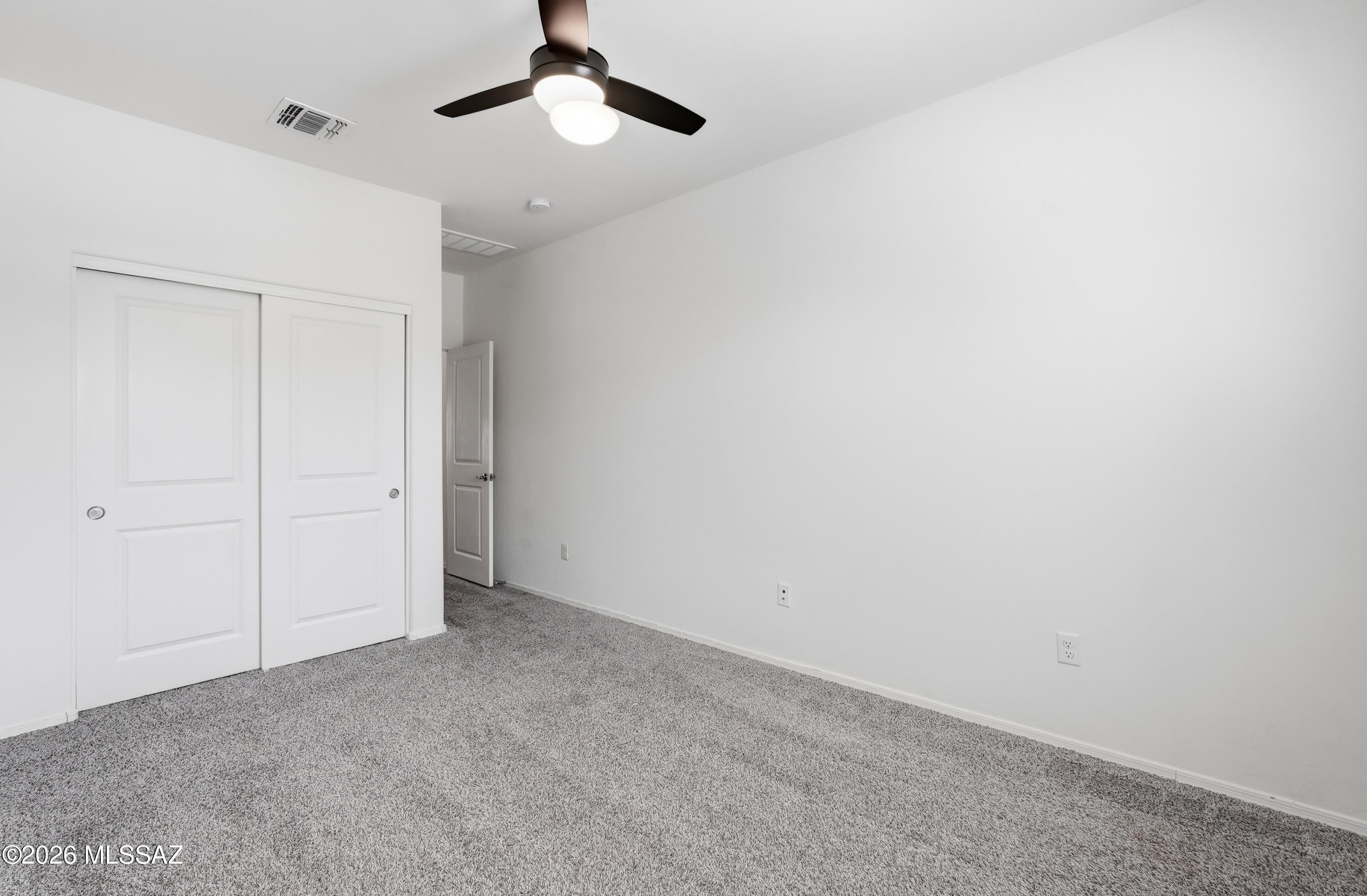 Entrada Del Rio - Residential Lease