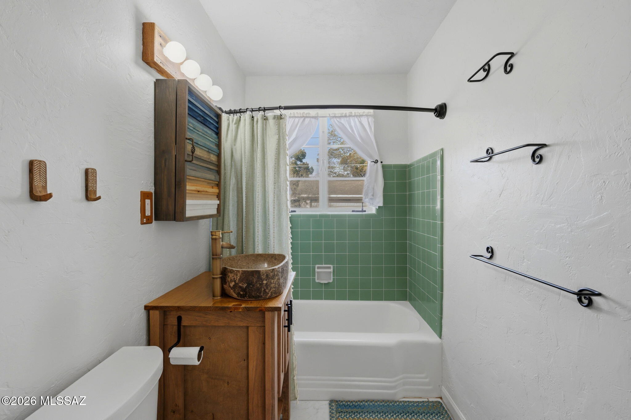 Country Club Manor Condos (1-51) - Residential