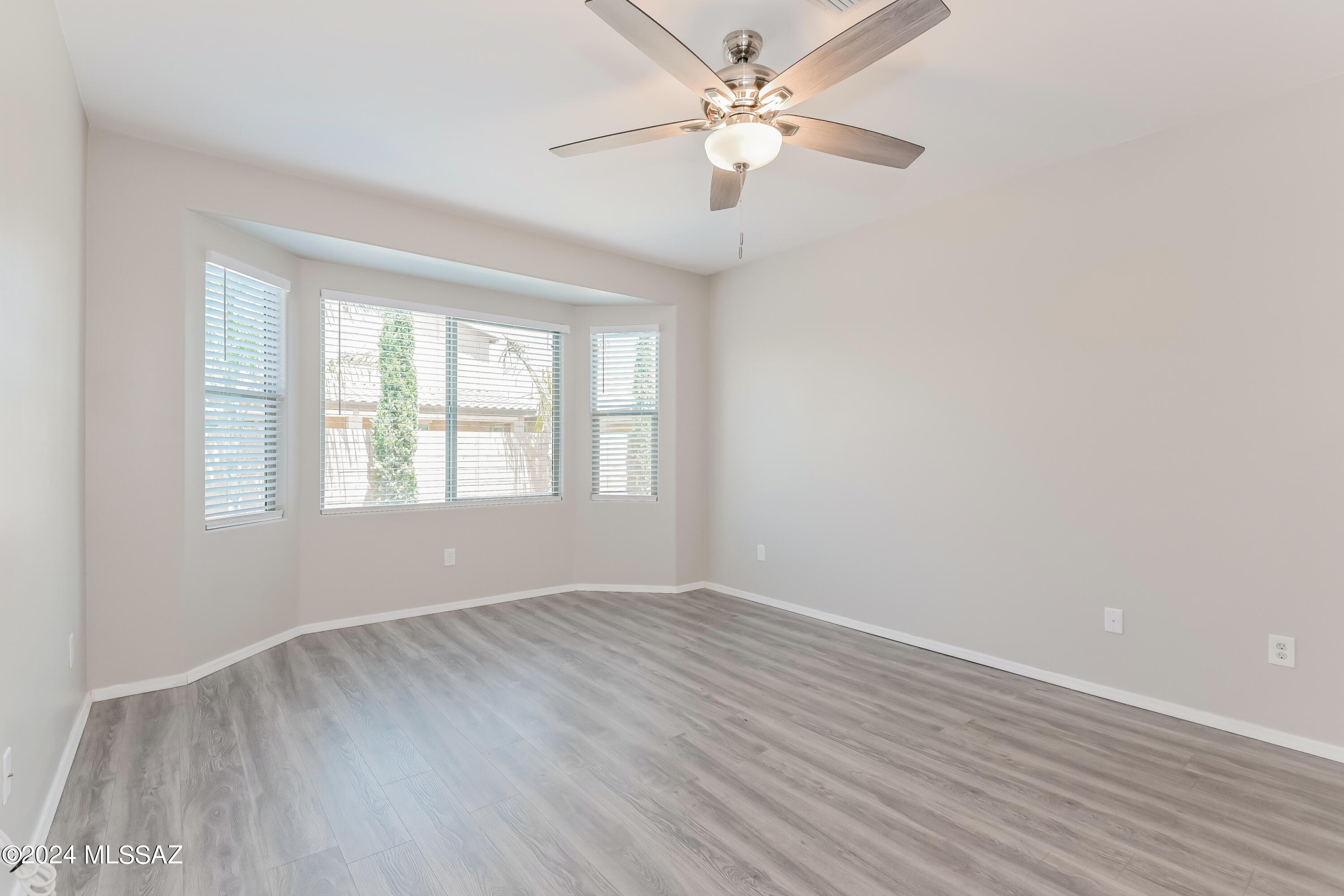 La Estancia De Tucson (1-330) - Residential Lease